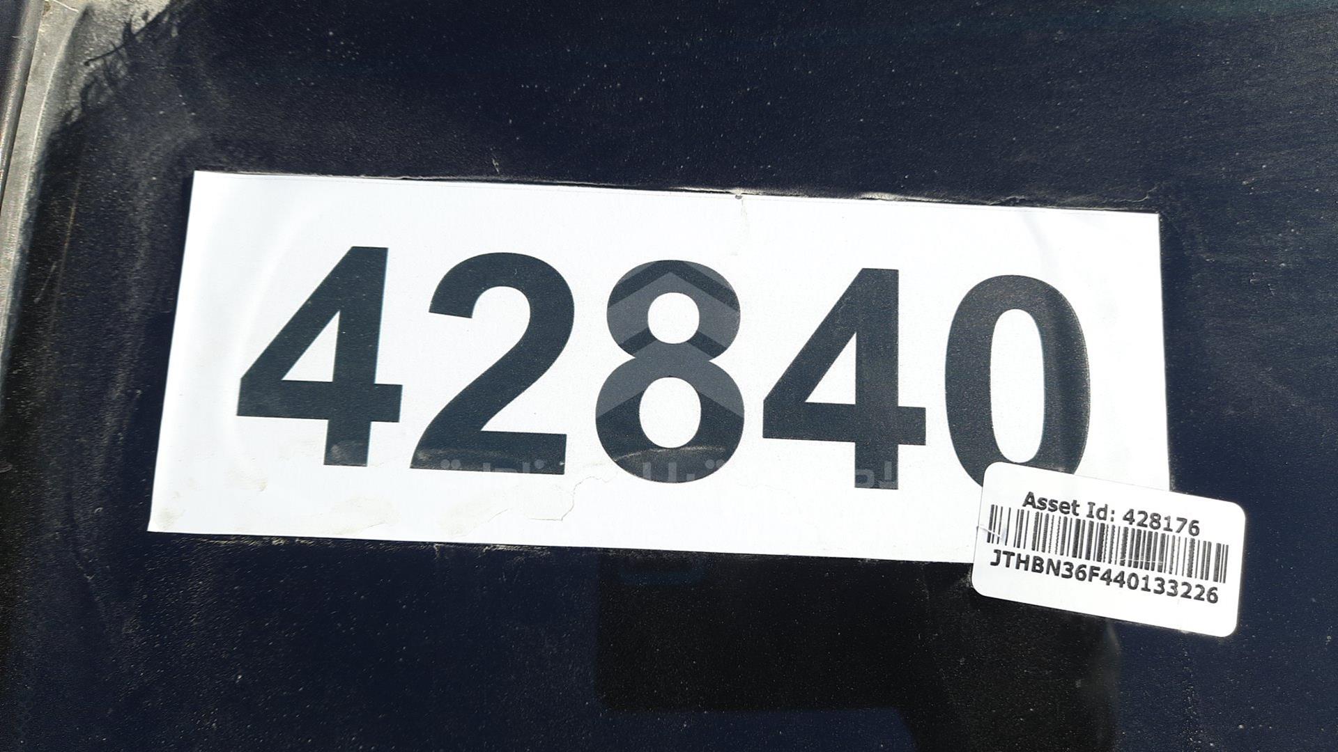 2004 LEXUS LS 430 VIN: JTHBN36F440133226