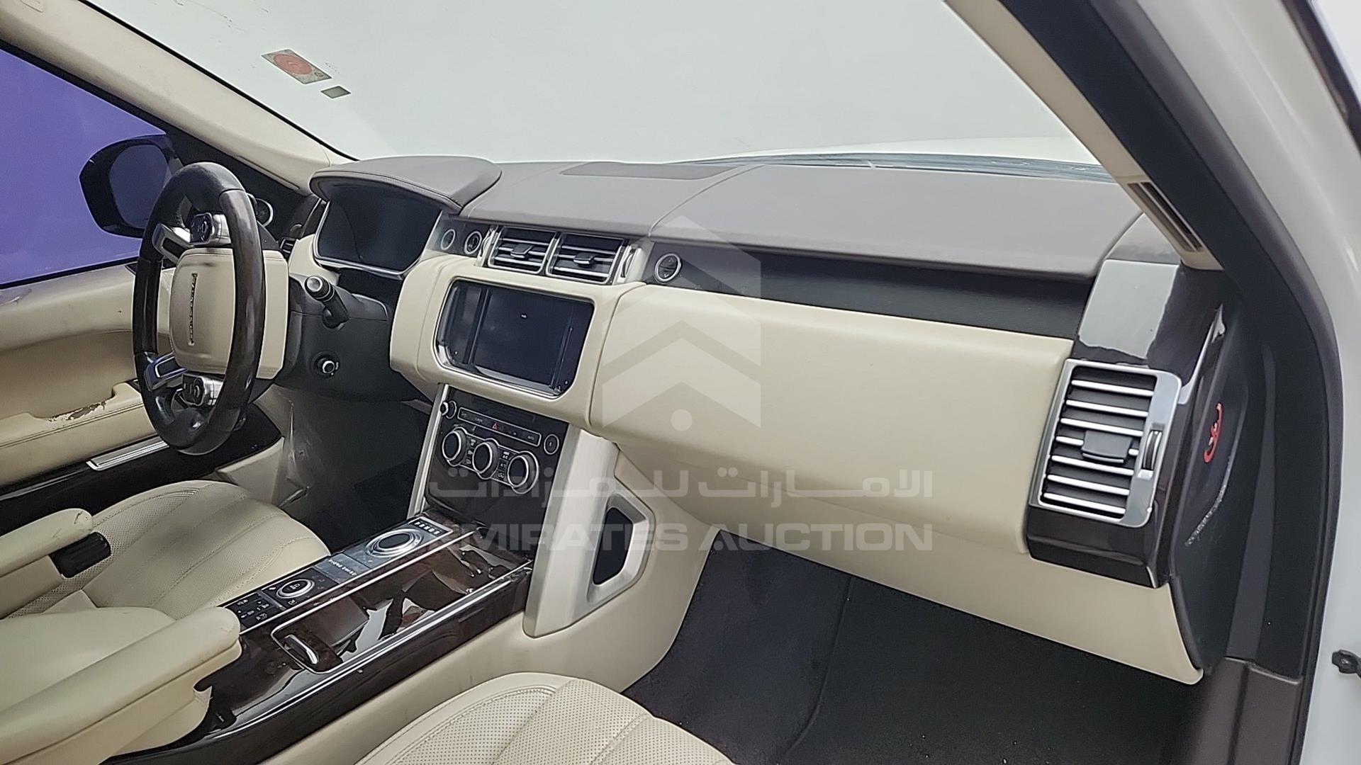 2013 RANGE ROVER VOGUE VIN: SALGA2EF8DA113790