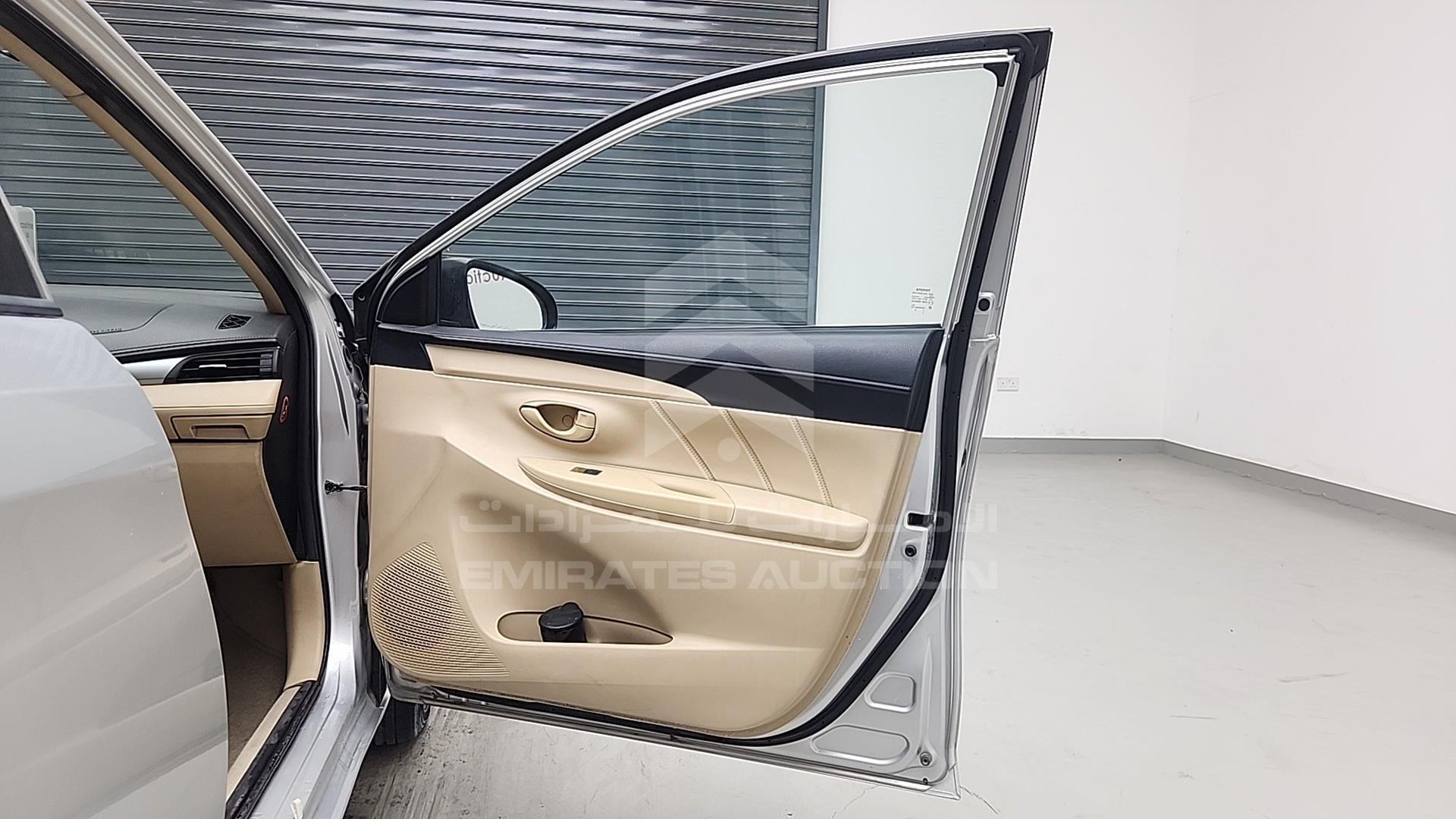 2015 TOYOTA YARIS VIN: MHFBT9F36F6036632