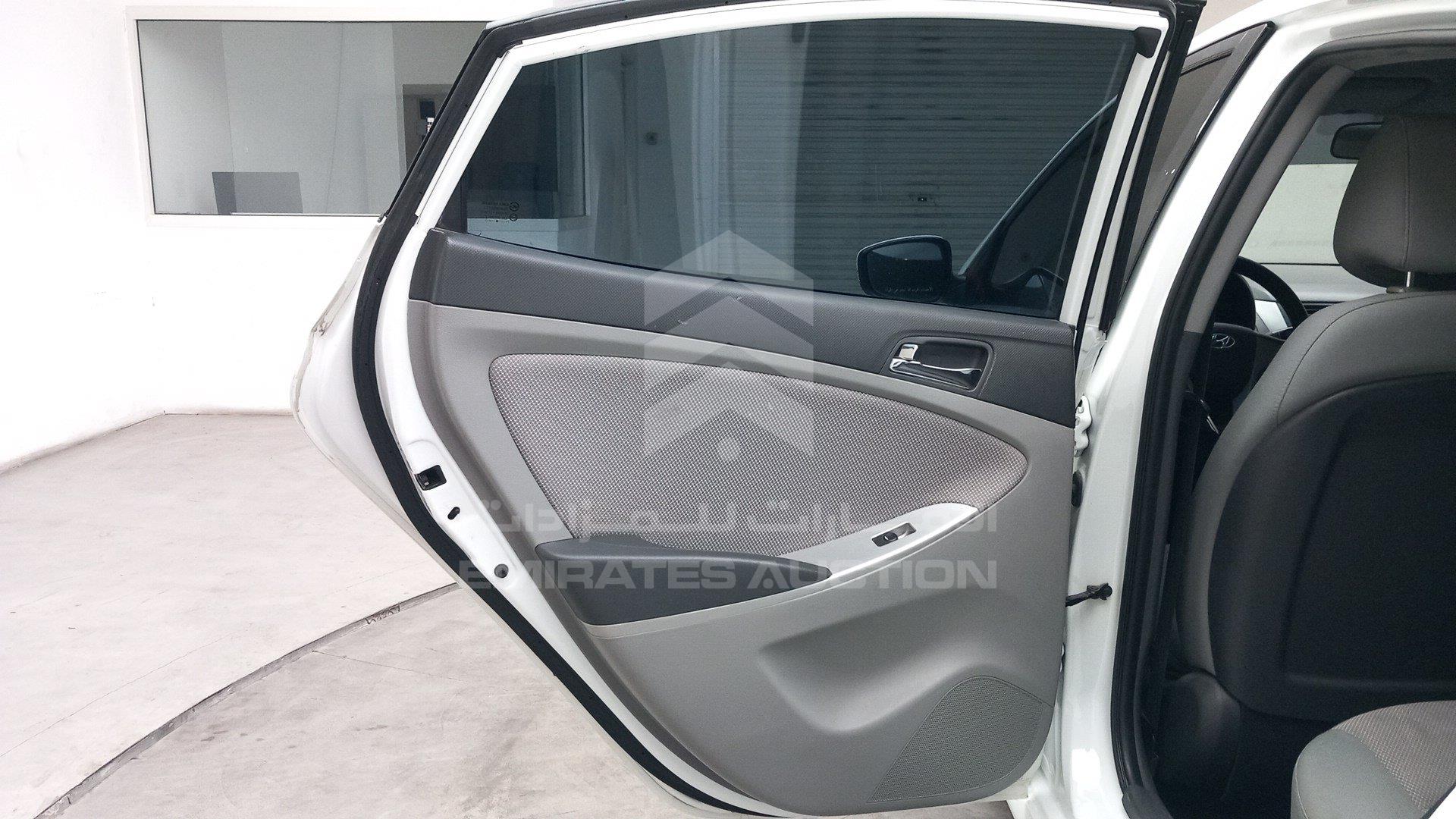 KMHCT41BXFU710449 - 2015 Hyundai Accent - #501447