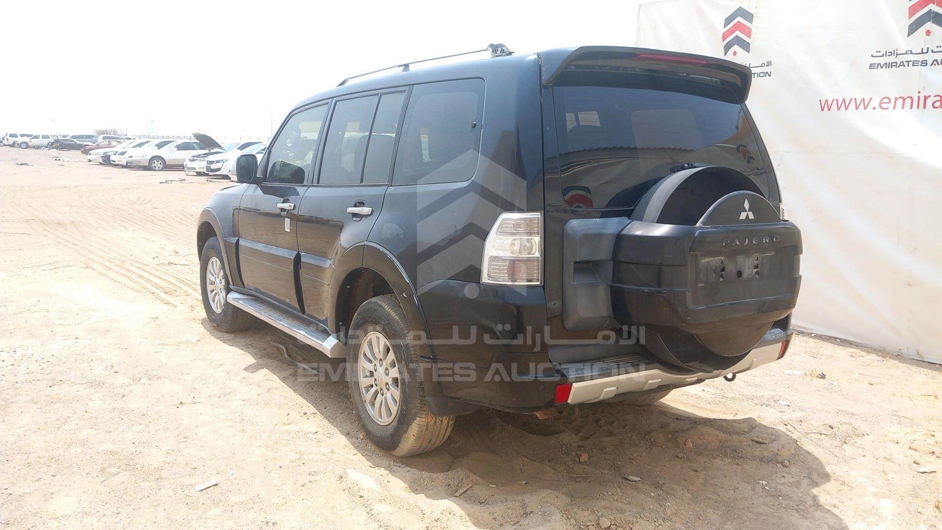 2010 MITSUBISHI PAJERO VIN: JMYLRV95WAJ715031
