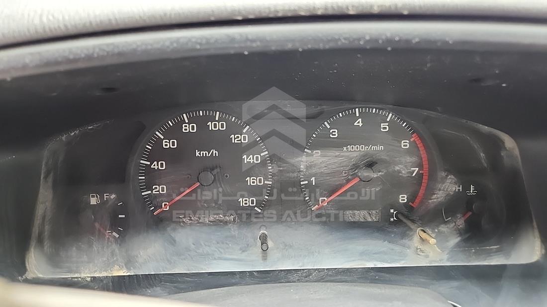 1998 Nissan Pathfinder — Speedometer & RPM Gauges — Photo 14