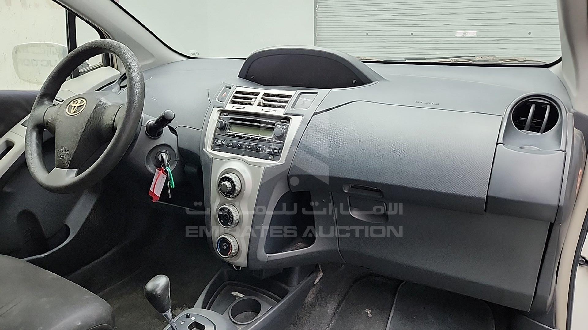2008 TOYOTA YARIS VIN: JTDKW923085102058