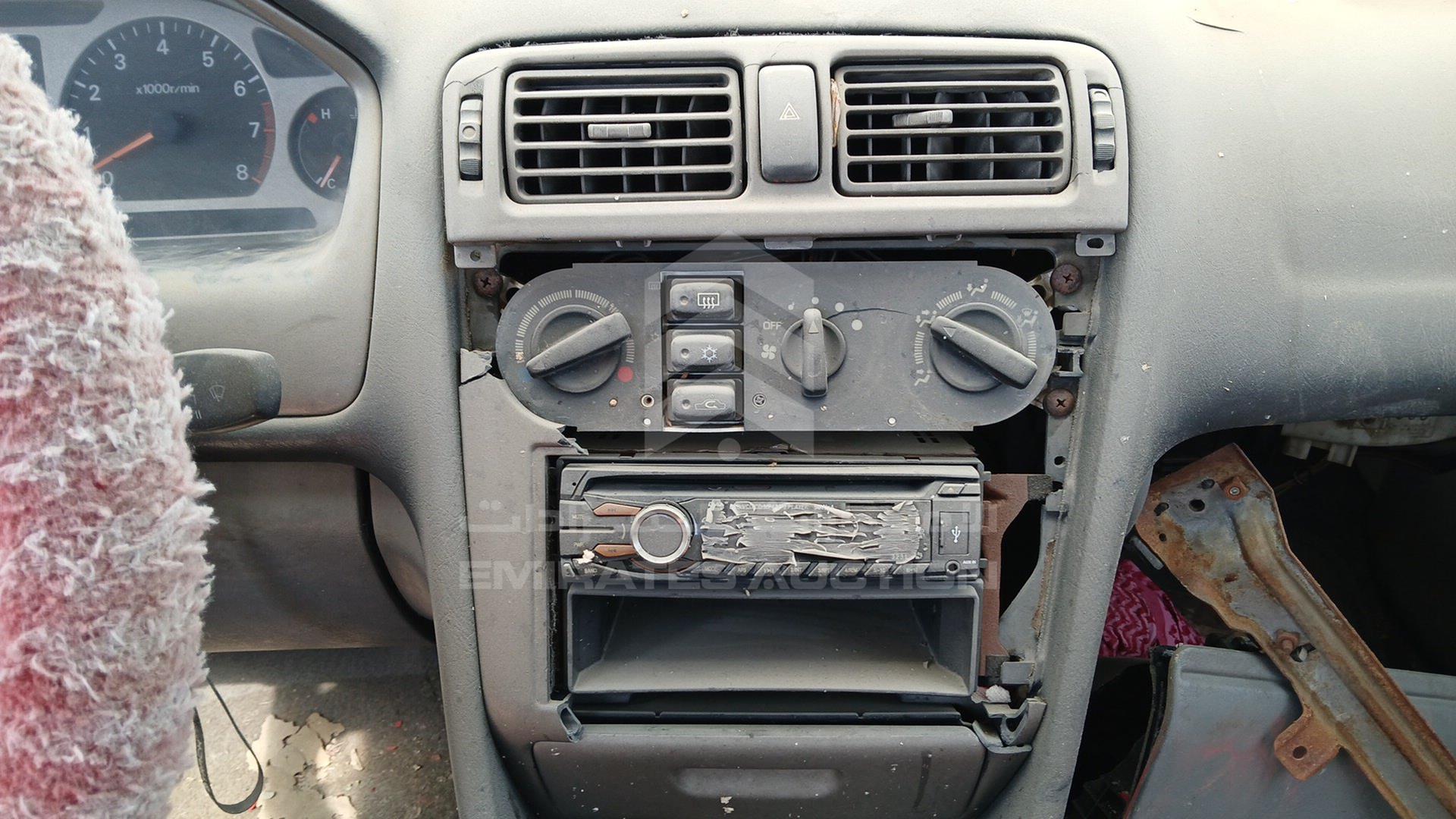 1998 MITSUBISHI GALANT VIN: JMYSREA2AWZ001479