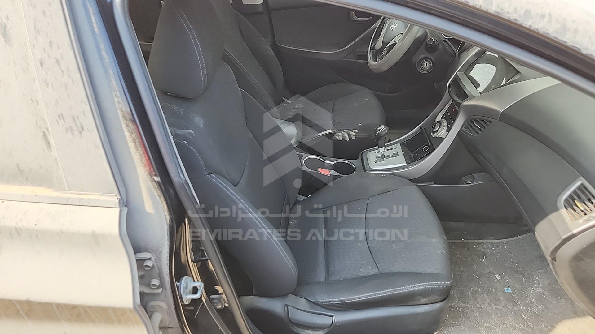 2012 HYUNDAI ELANTRA VIN: KMHDG41E1CU391375