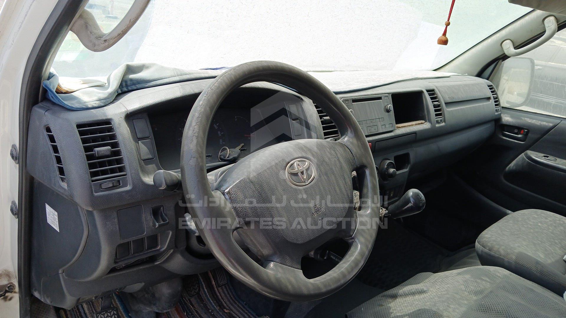 2016 TOYOTA HIACE VIN: JTGRX12P1G8046776