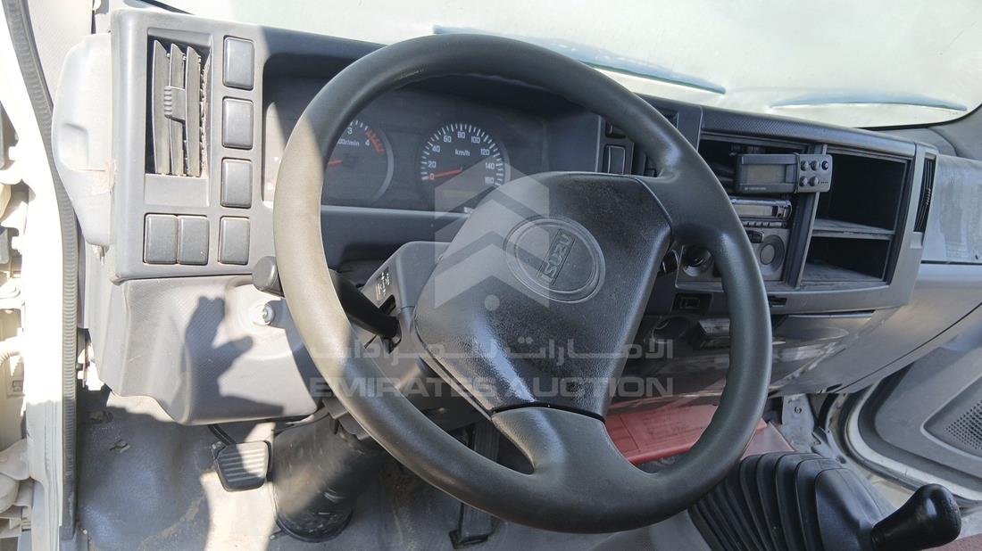 2014 Isuzu NMR — Steering & Mounted Controls — Photo 13