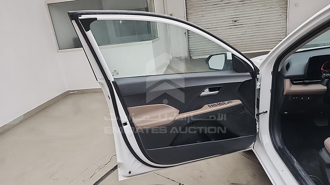 2025 Hyundai Accent — Front Left Door — Photo 12