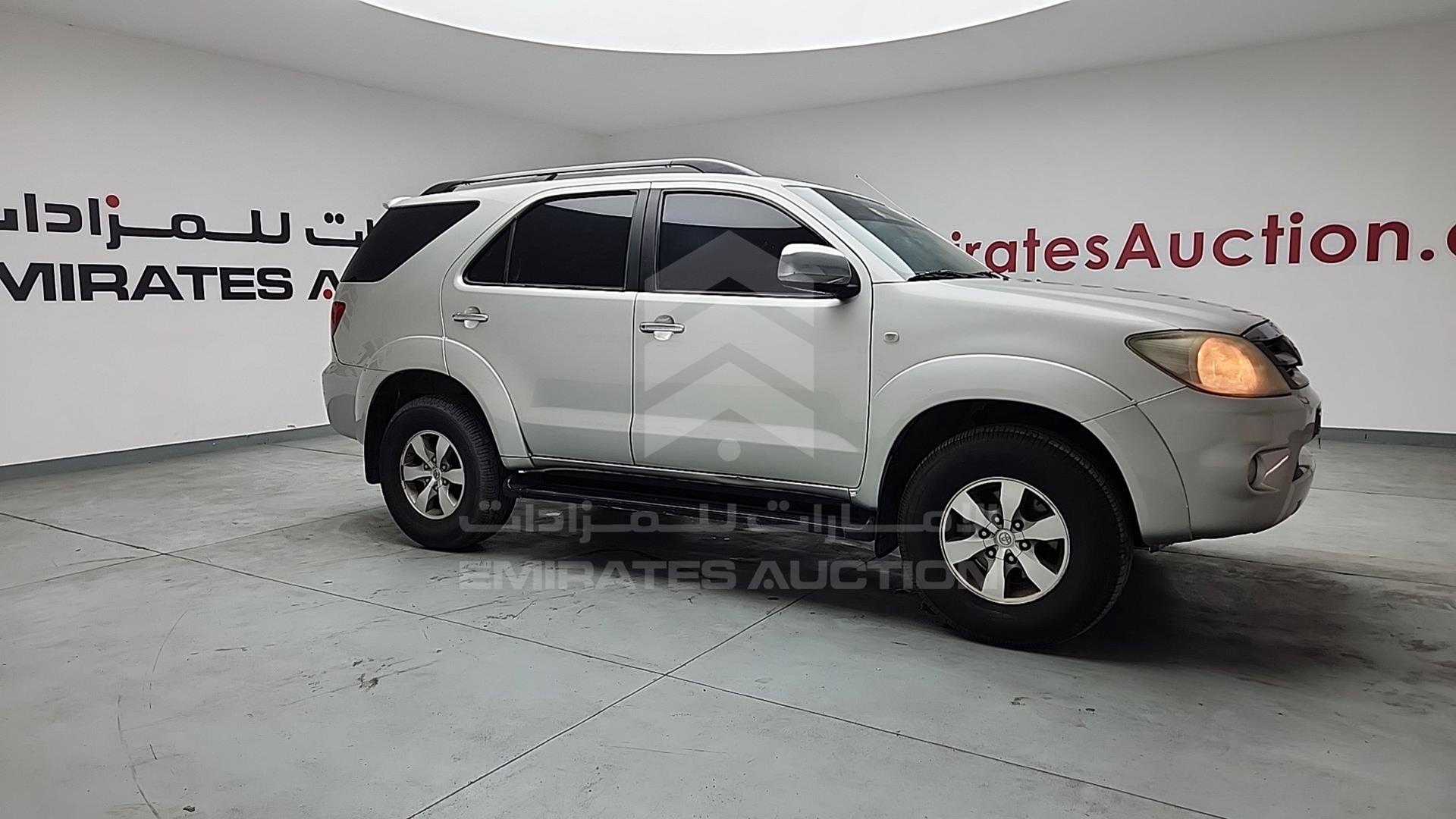 2006 TOYOTA FORTUNER VIN: MR1YU59G360006157