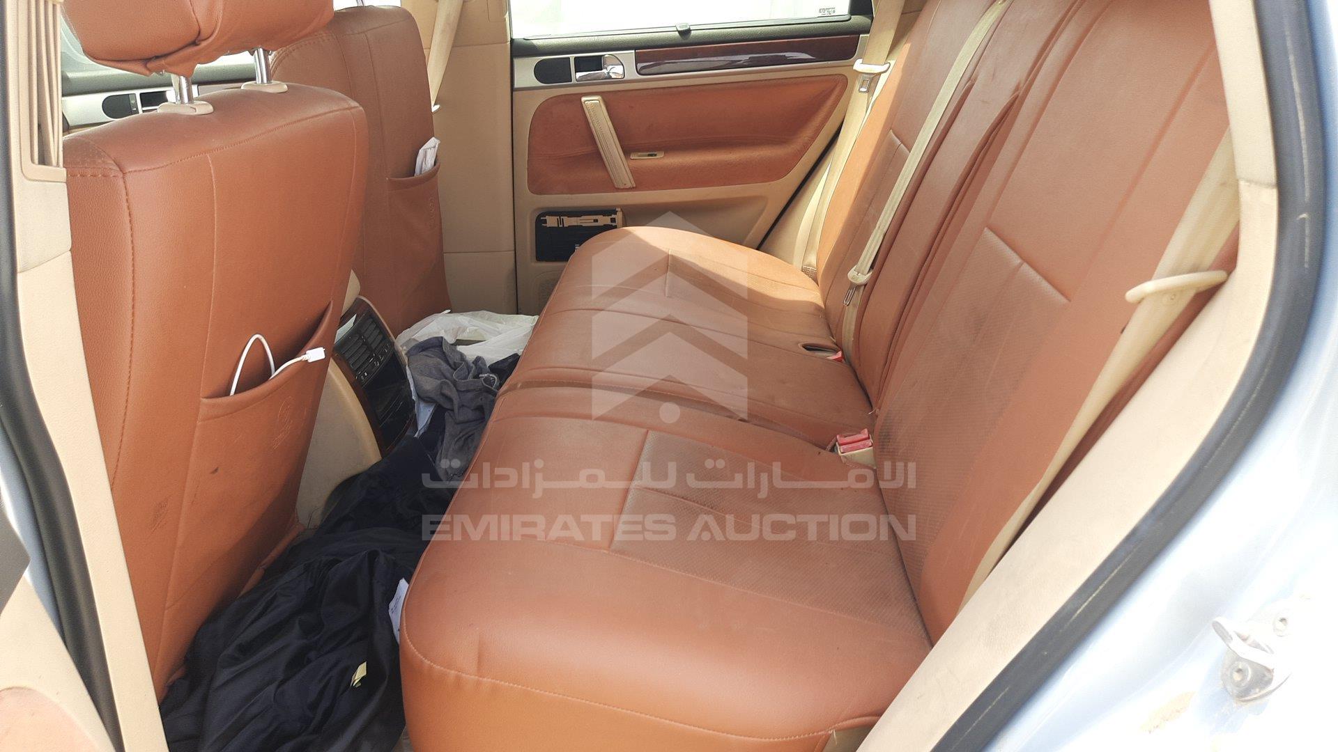 WVGAE27L06D048337 - 2006 Volkswagen Touareg - #353928