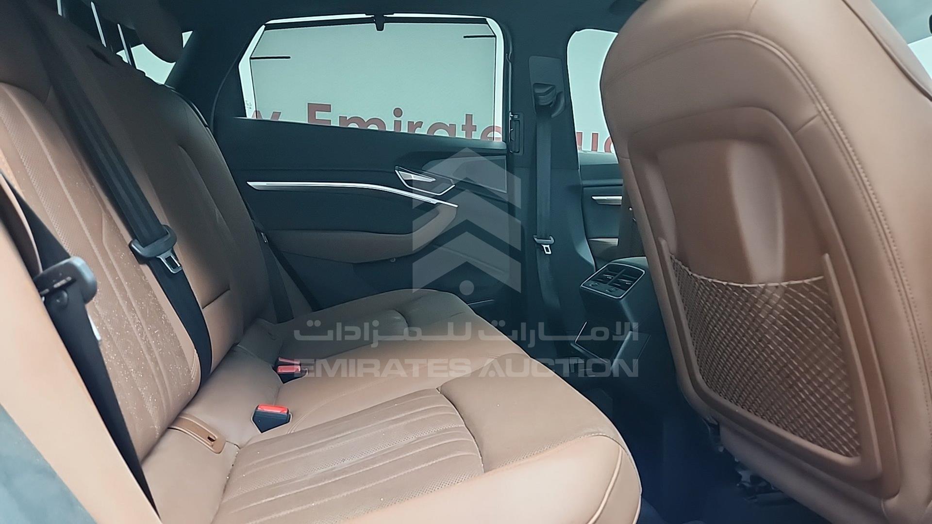 2022 AUDI E-TRON VIN: WA1ZZZGE0NB037591