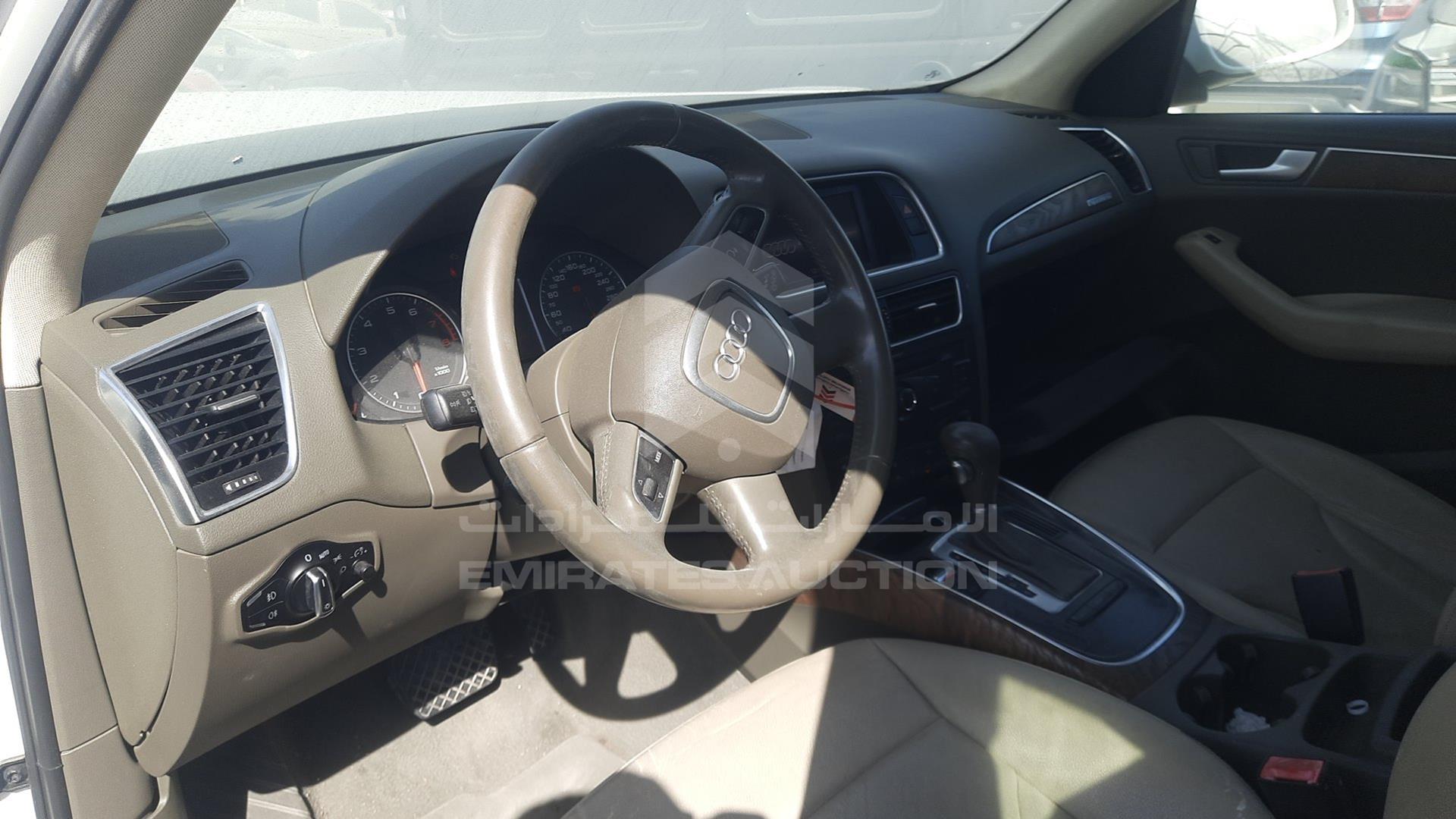2012 AUDI Q5 VIN: WAUCFC8R8CA079364