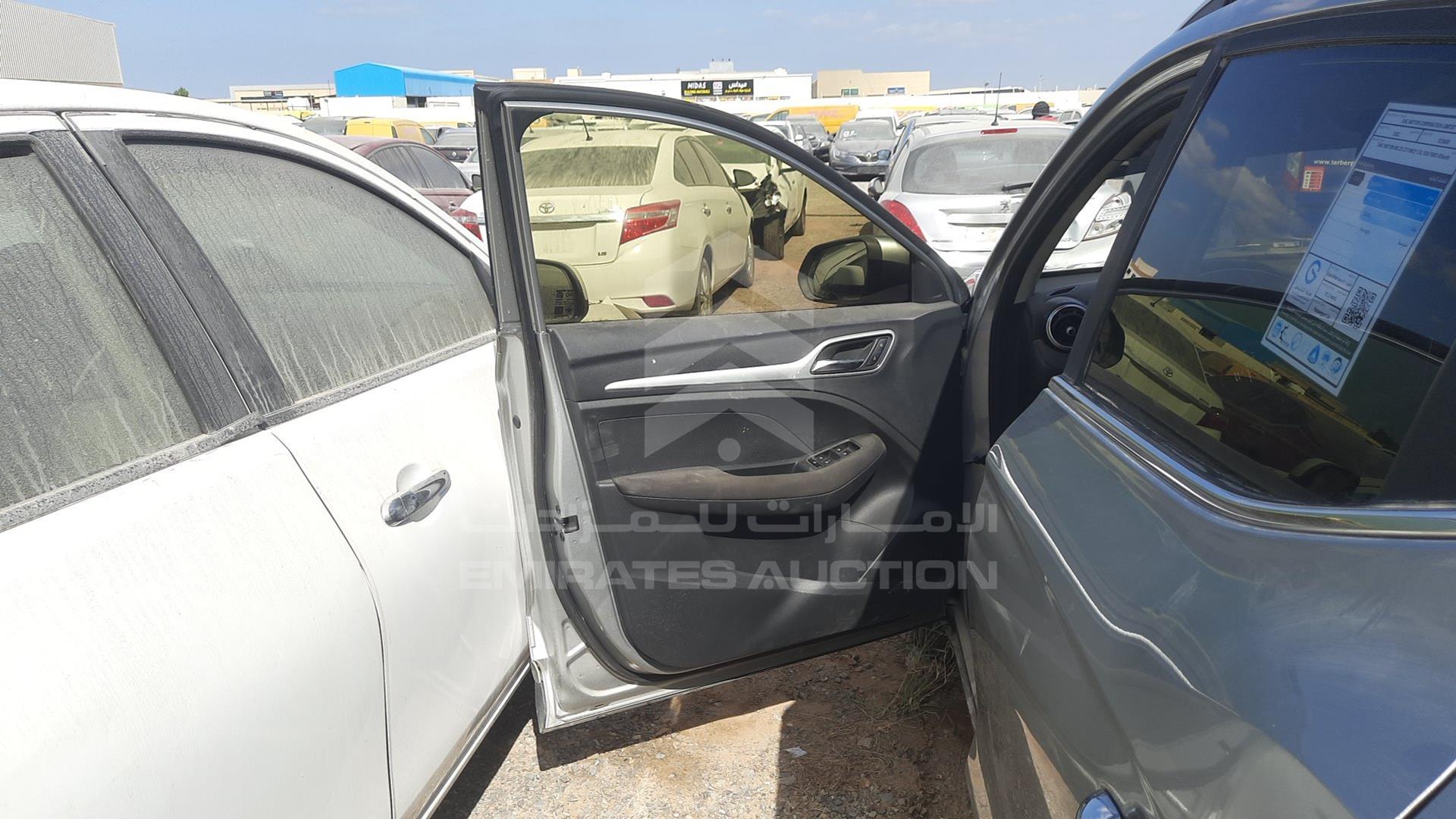 2022 MG ZS VIN: LSJW74U31NZ090343
