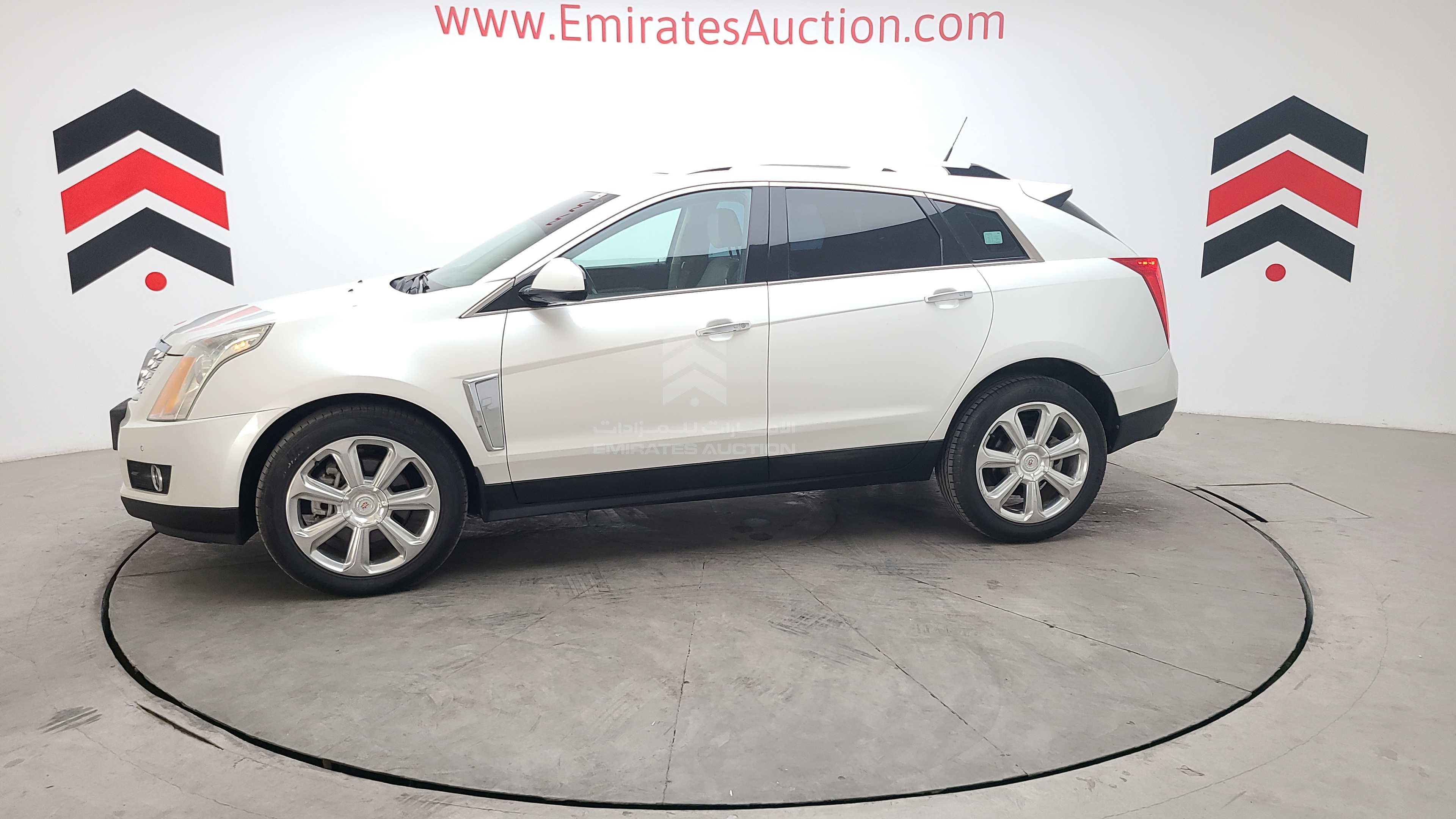 3GYFN9E32FS556311 - 2015 Cadillac SRX - #428187