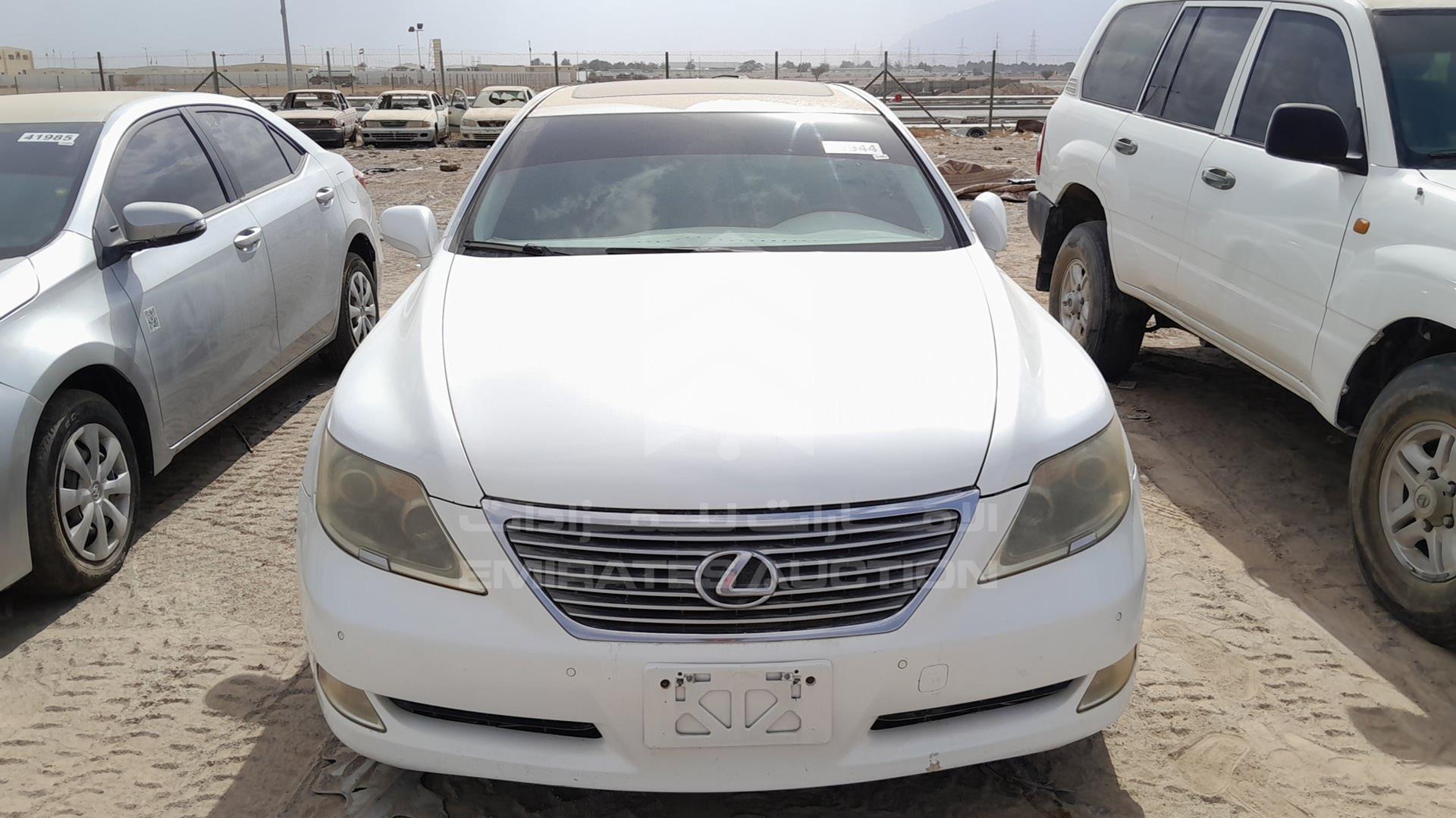 2009 LEXUS LS 460 VIN: JTHBL46F995090637