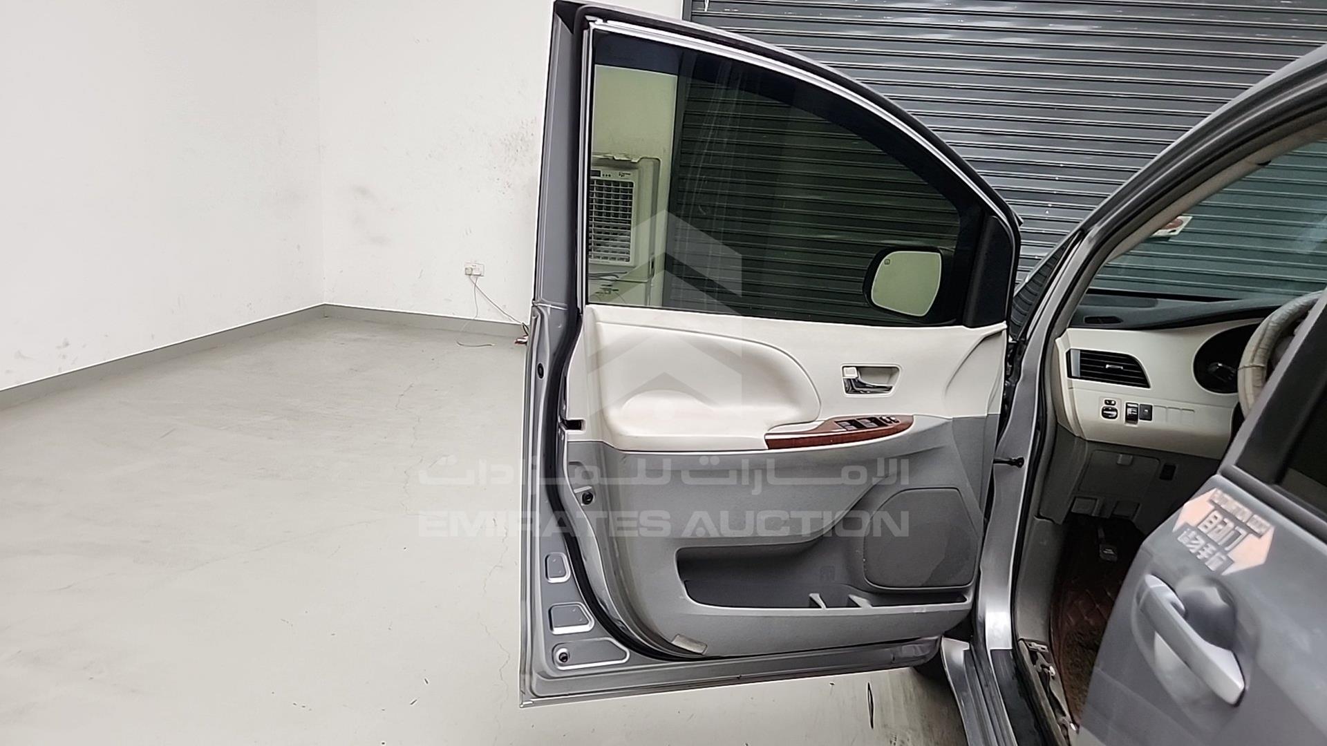 2013 TOYOTA SIENNA VIN: 5TDDK3DC3DS057328