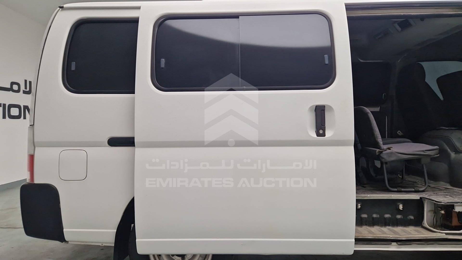 2010 NISSAN URVAN VIN: JN6AE54S8AX020680