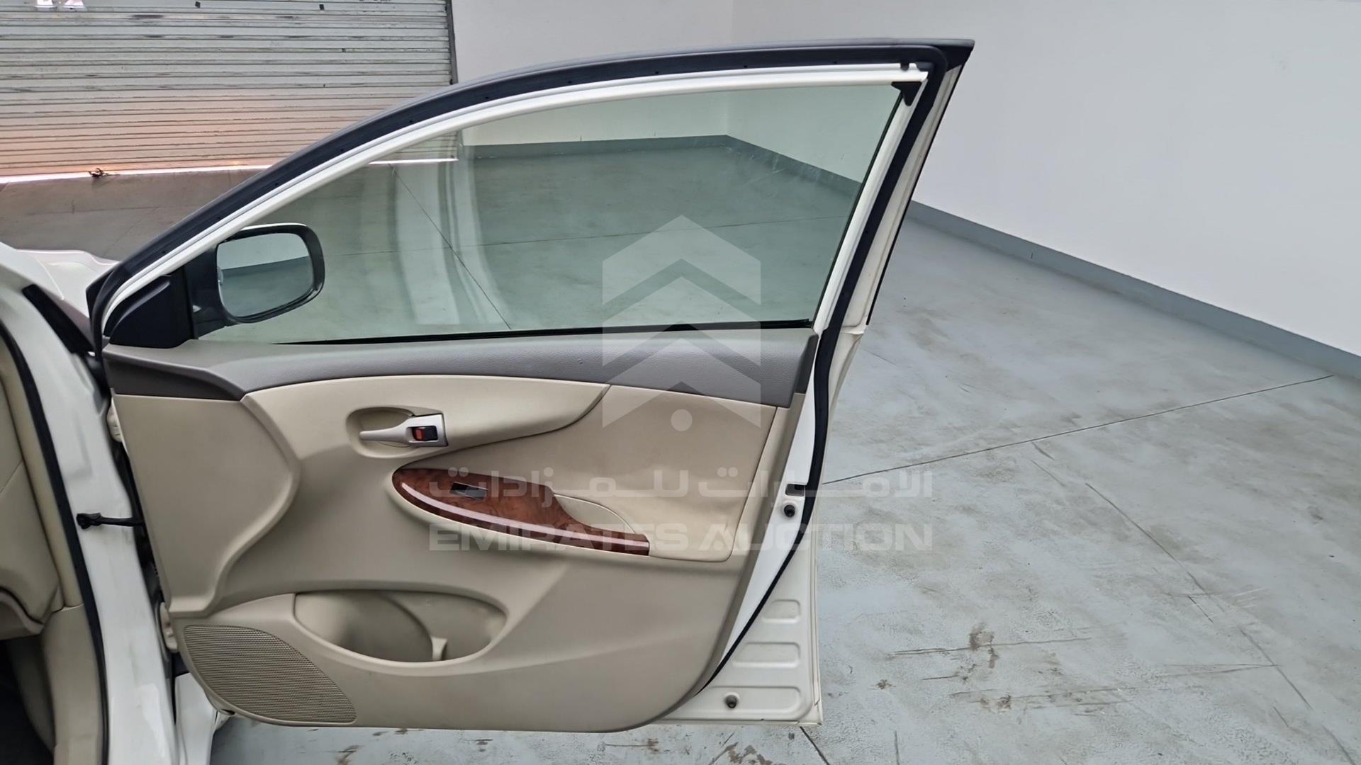 2008 TOYOTA COROLLA VIN: JTDBR42E889012922