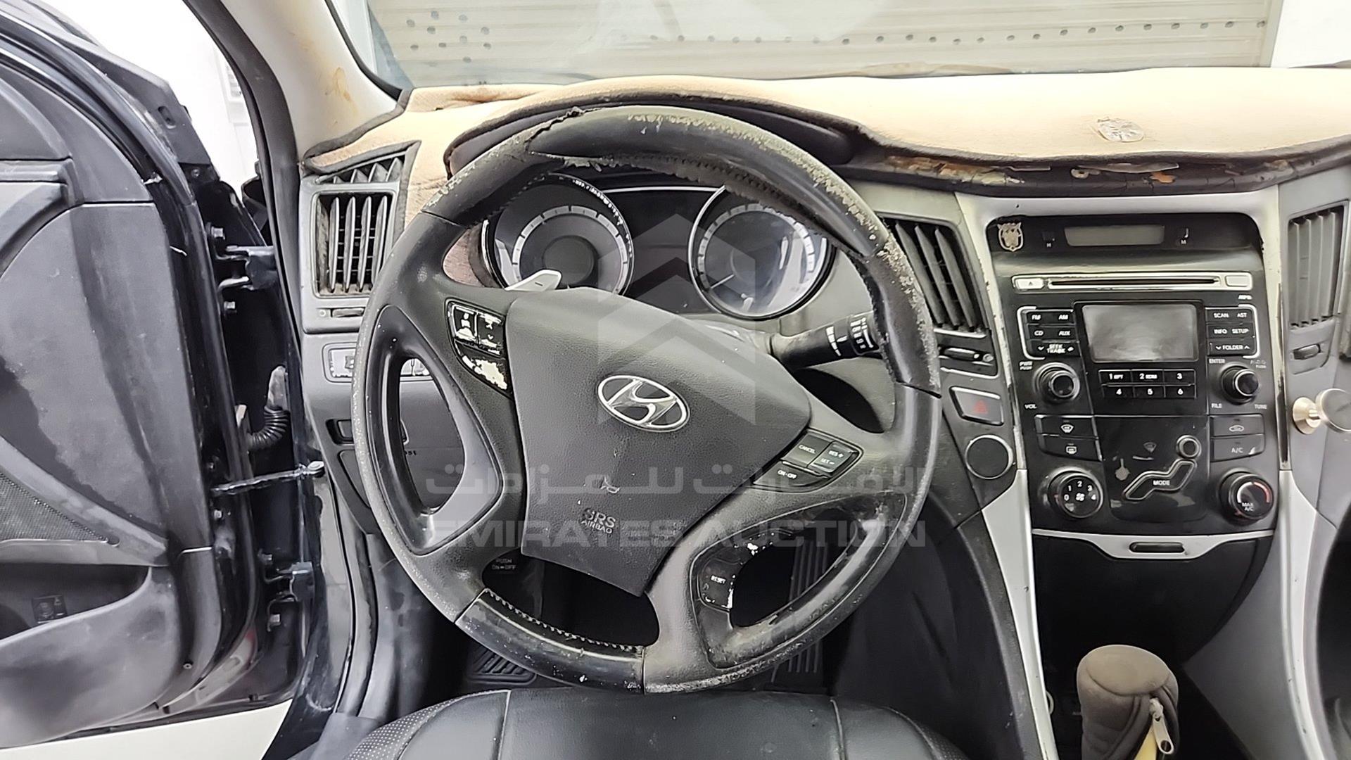 2012 HYUNDAI SONATA VIN: KMHEB41C0CA288080