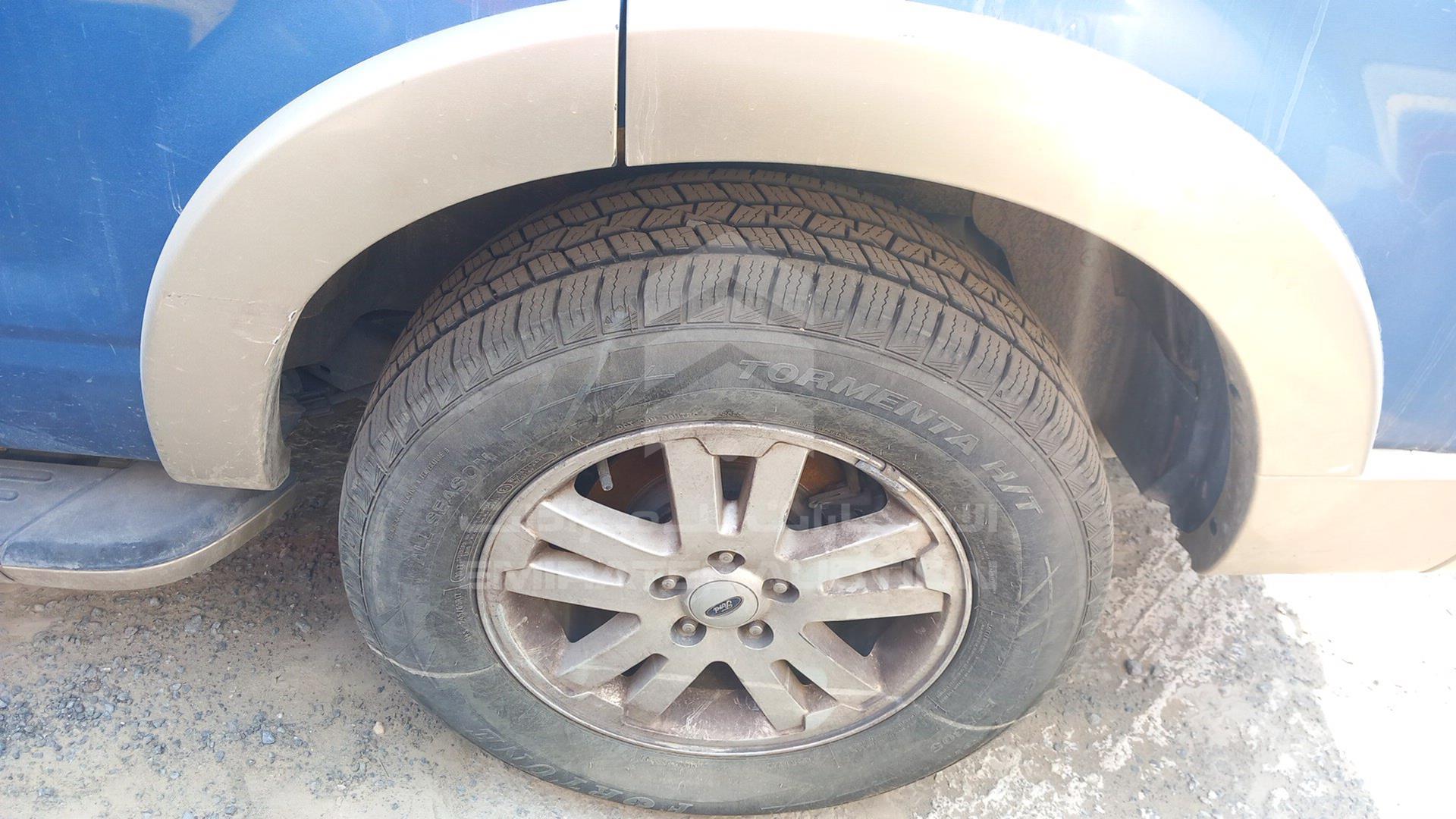 2009 FORD EXPLORER VIN: 1FMEU74E69UA09652
