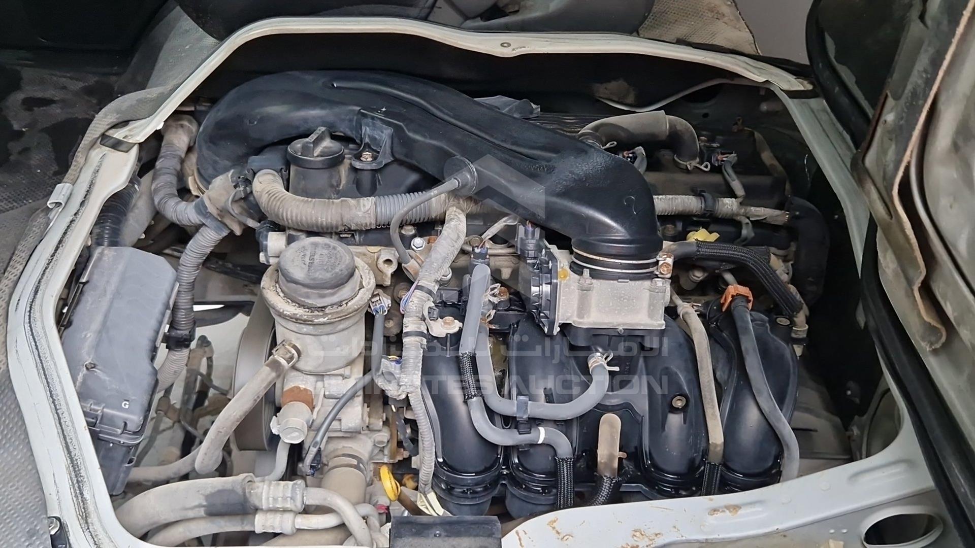 2007 TOYOTA HIACE VIN: JTGJX02PX75006785