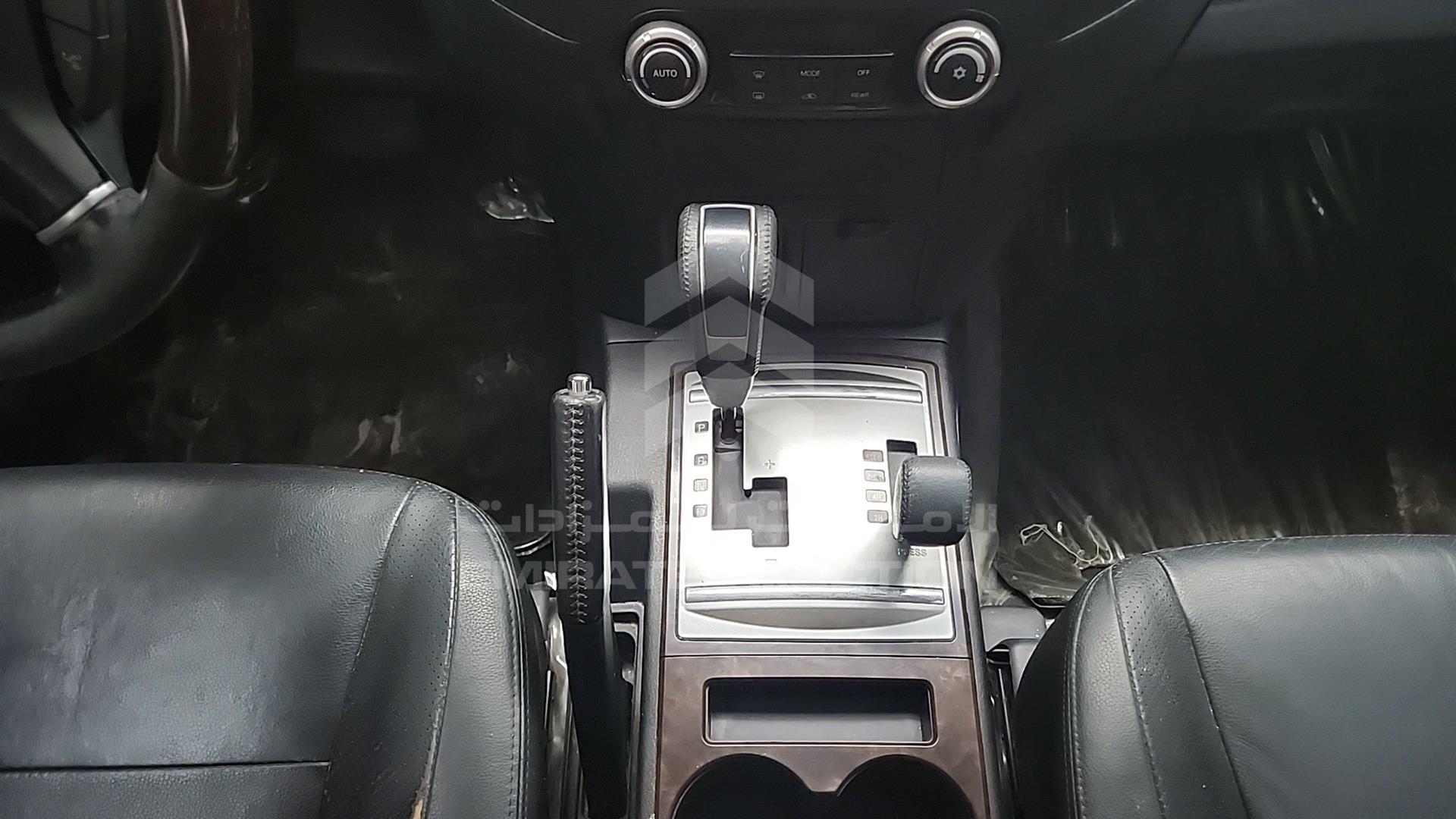 2012 MITSUBISHI PAJERO VIN: JMYLRV95WCJ703378