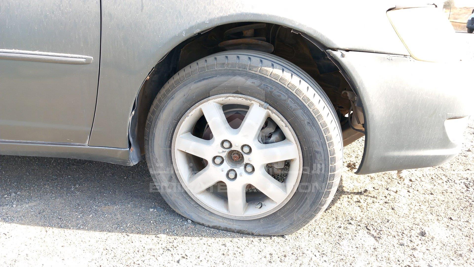 2000 TOYOTA AVALON VIN: 4T1BF28B8YU055952