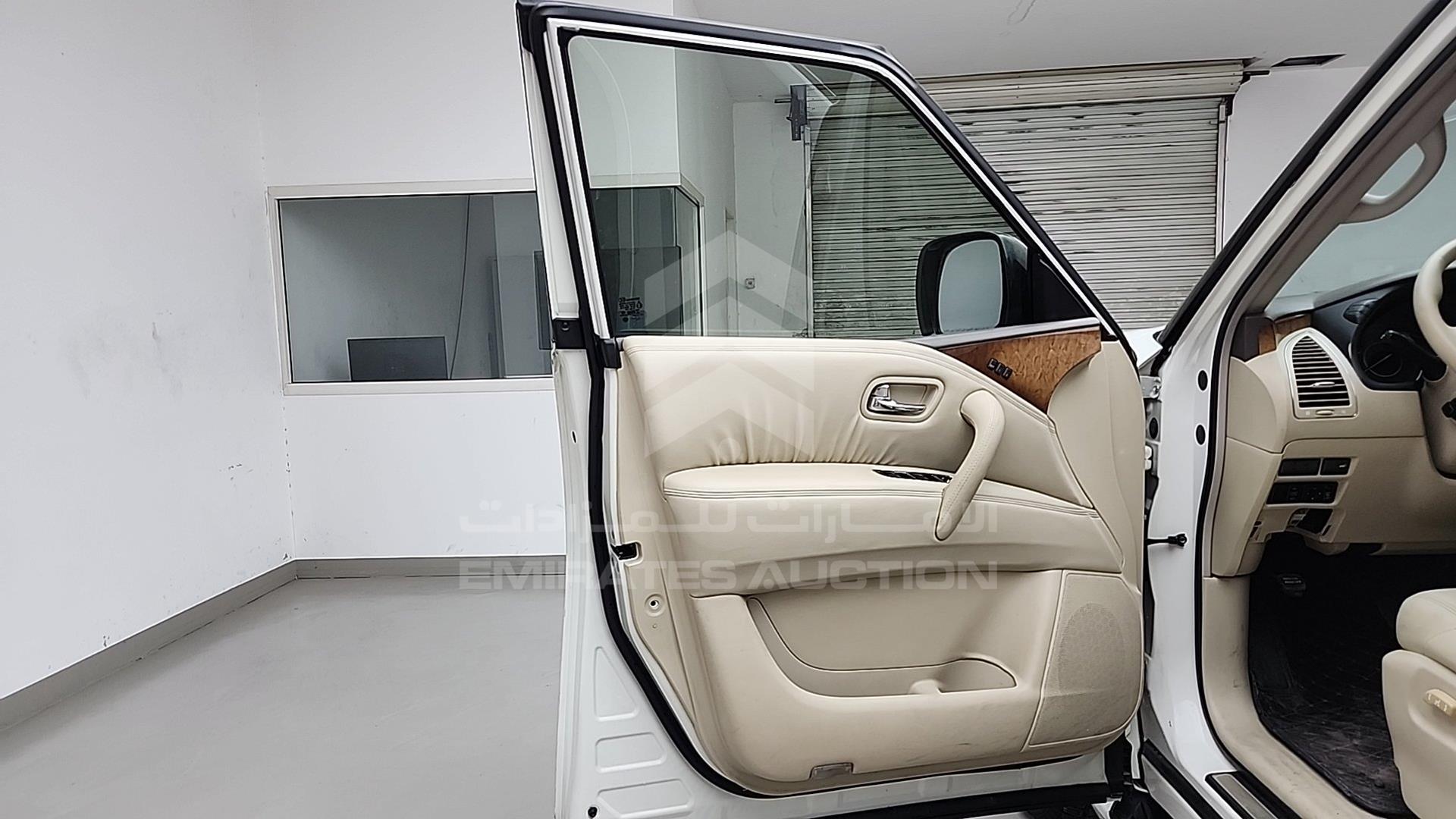 2012 INFINITI QX56 VIN: JNRAZ2NY6C9020497