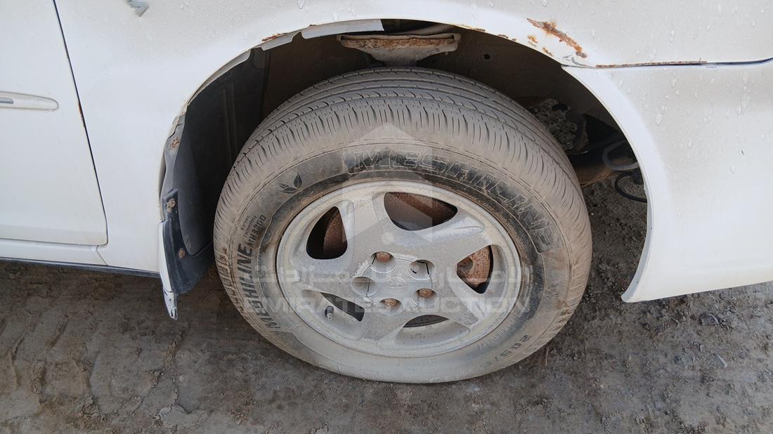 2004 Toyota Camry — Front Right Tyre — Photo 28