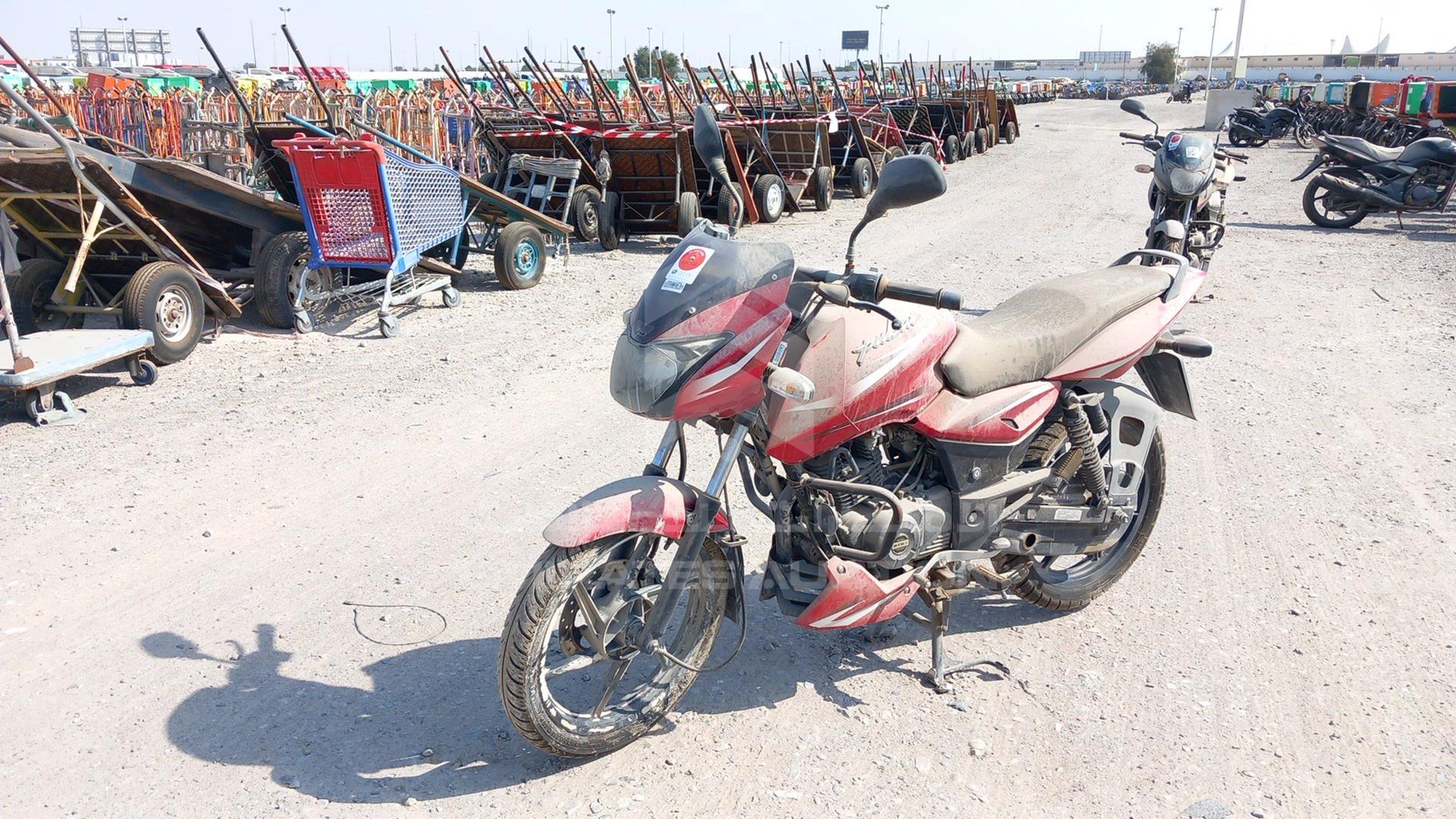 0 BAJAJ PULSAR VIN: MD2A11CX5LCE59847