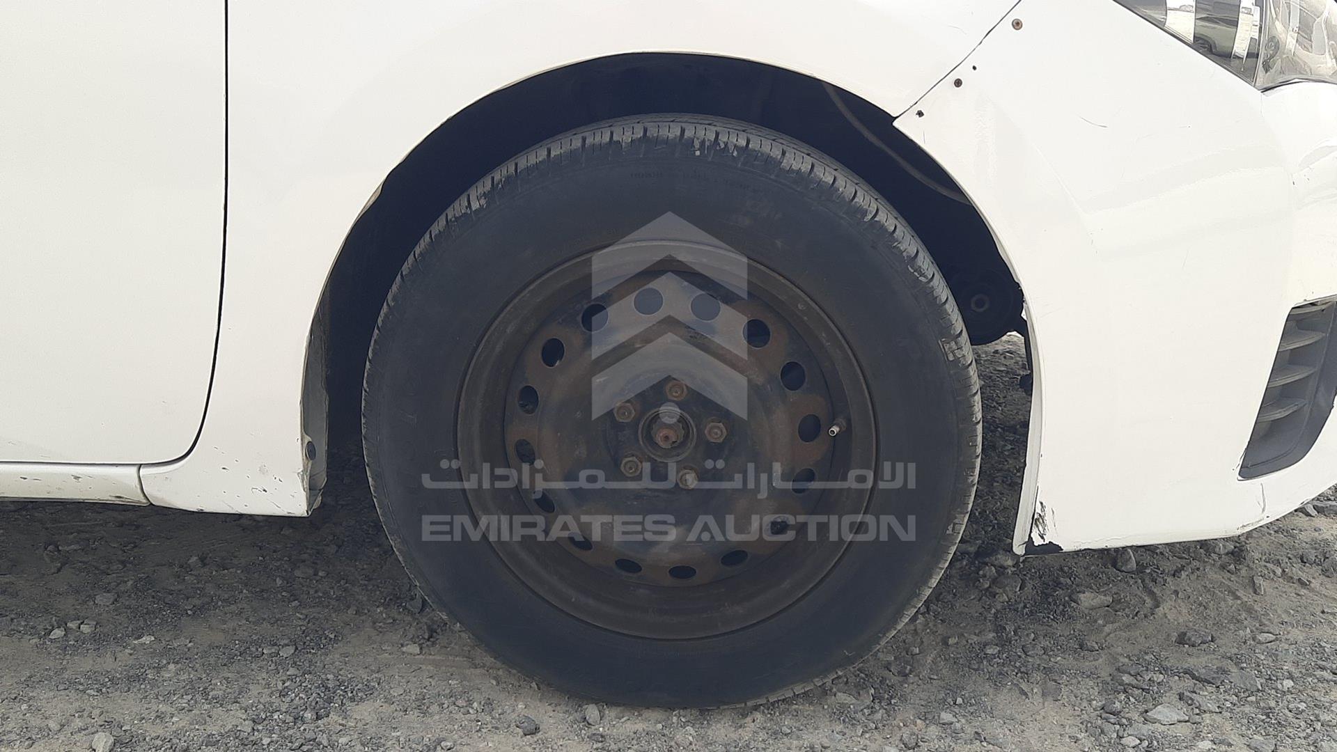 2015 TOYOTA COROLLA VIN: RKLBB9HE0F5140457