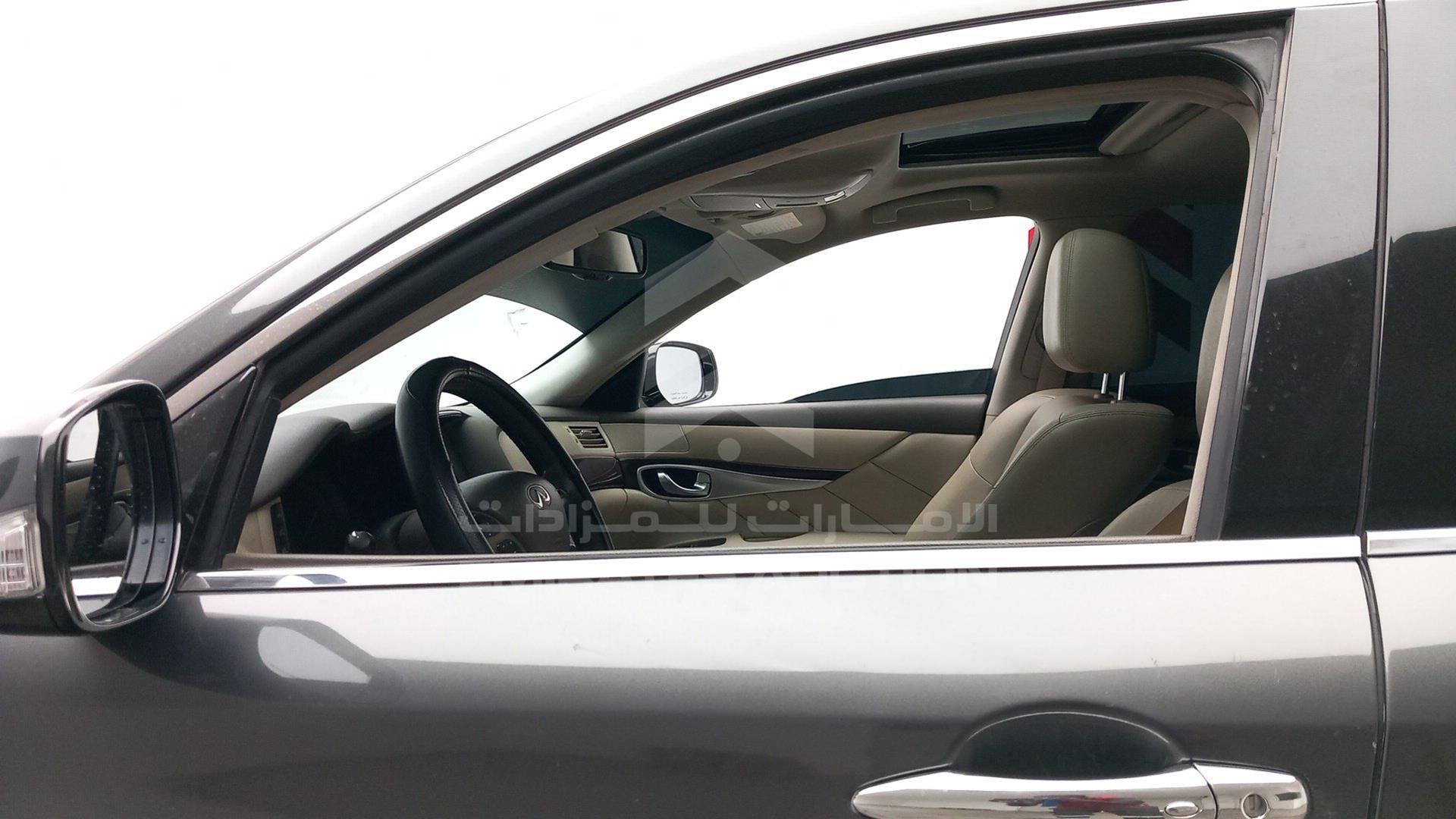 2016 INFINITI Q70 VIN: JNKBY1AP0GM320438
