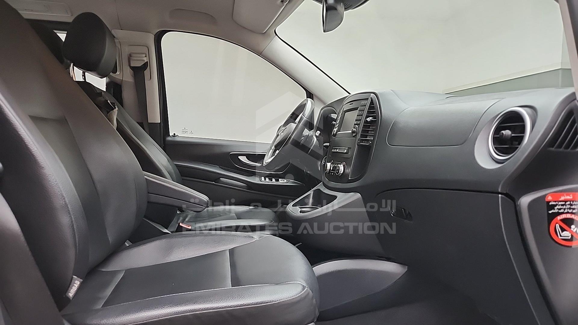 2019 MERCEDES VITO VIN: WD4WG3E18K3525095