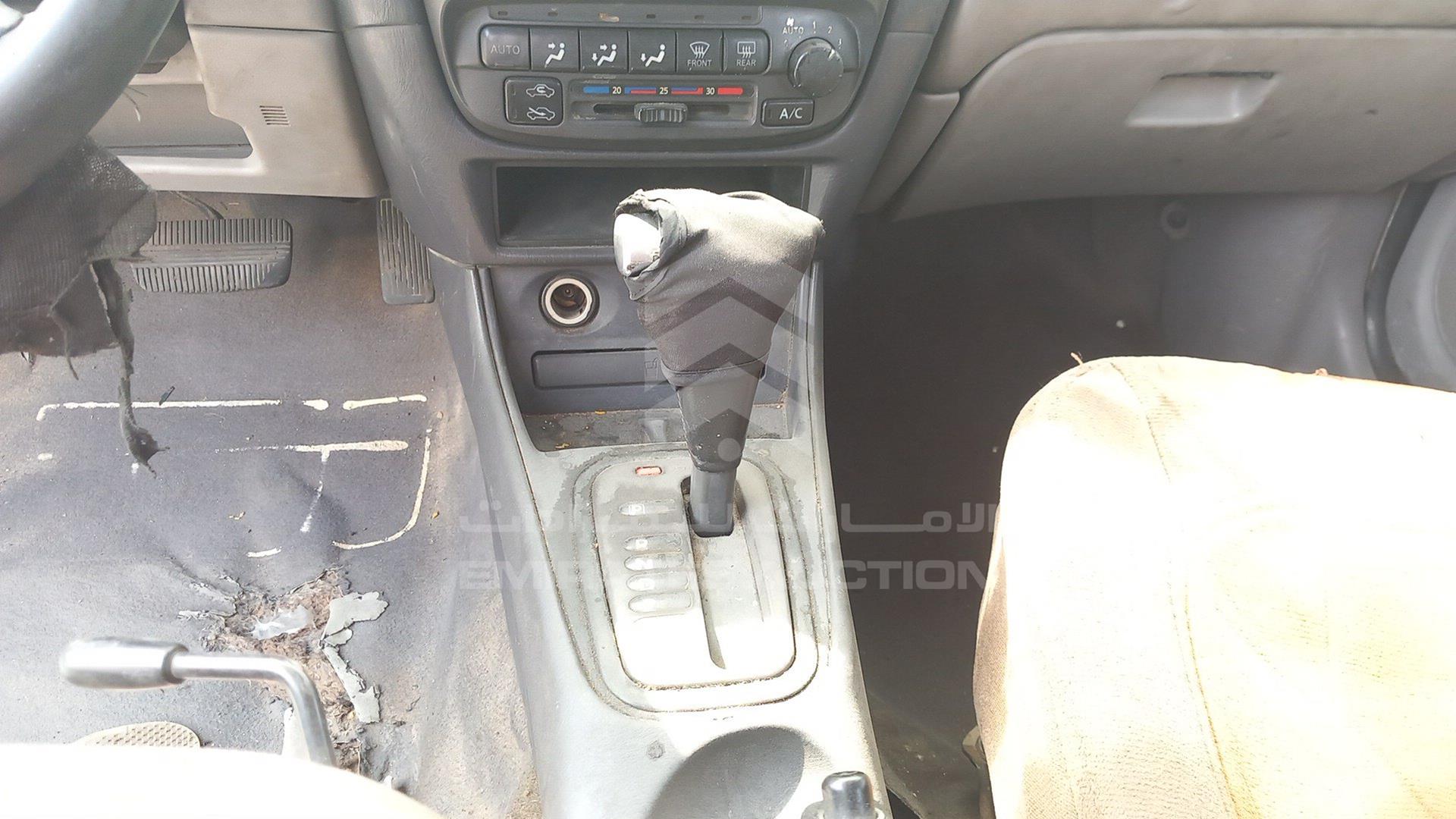 2001 NISSAN SUNNY VIN: JN1BN61D81W000604