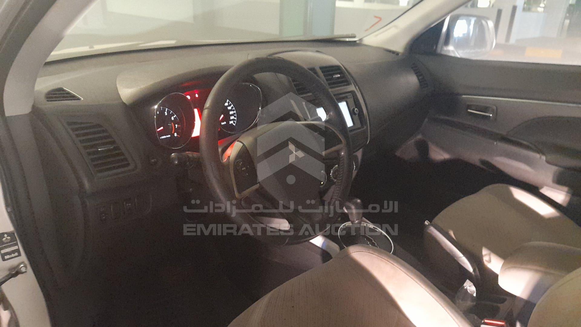 2014 MITSUBISHI ASX VIN: 4P3XTGA2WEE800046