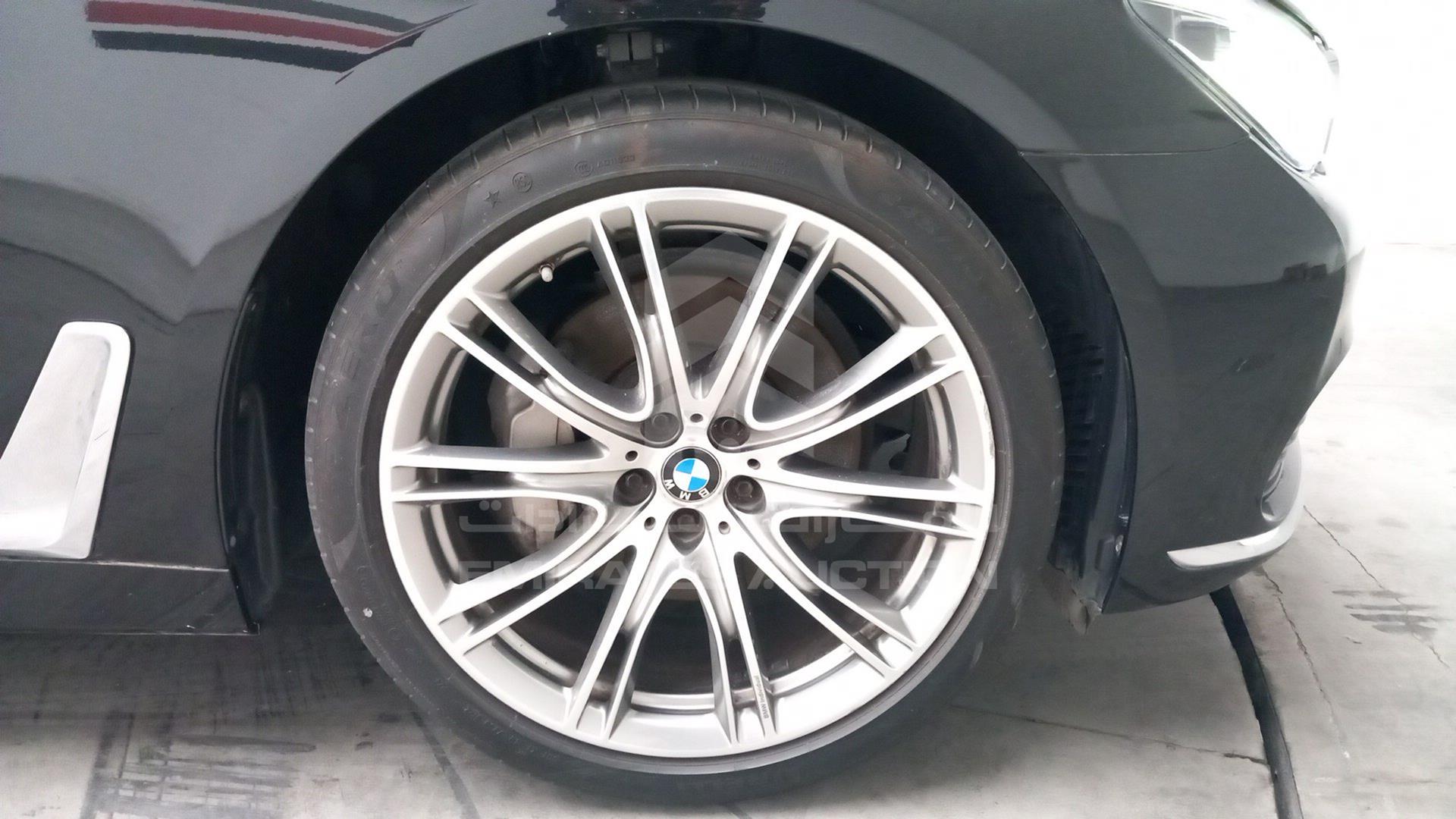 2017 BMW 730 LI VIN: WBA7E0106HG673177
