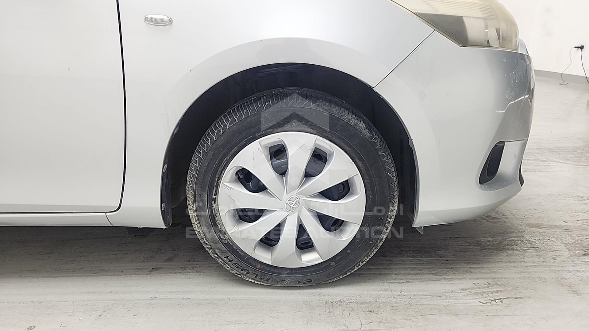 2015 TOYOTA YARIS VIN: MHFBT9F30F6035606