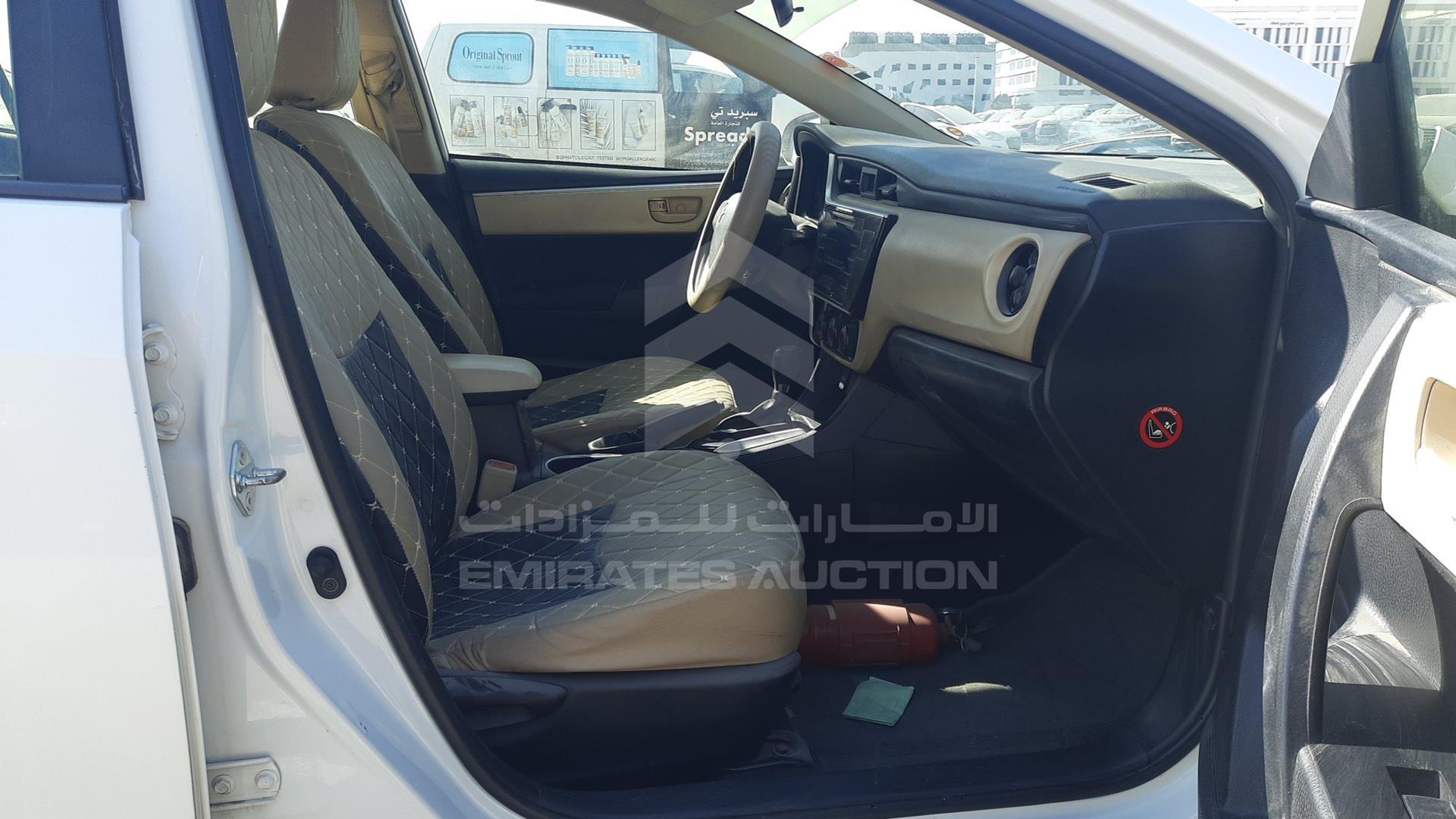 2019 TOYOTA COROLLA VIN: RKLBB9HE3K5231023