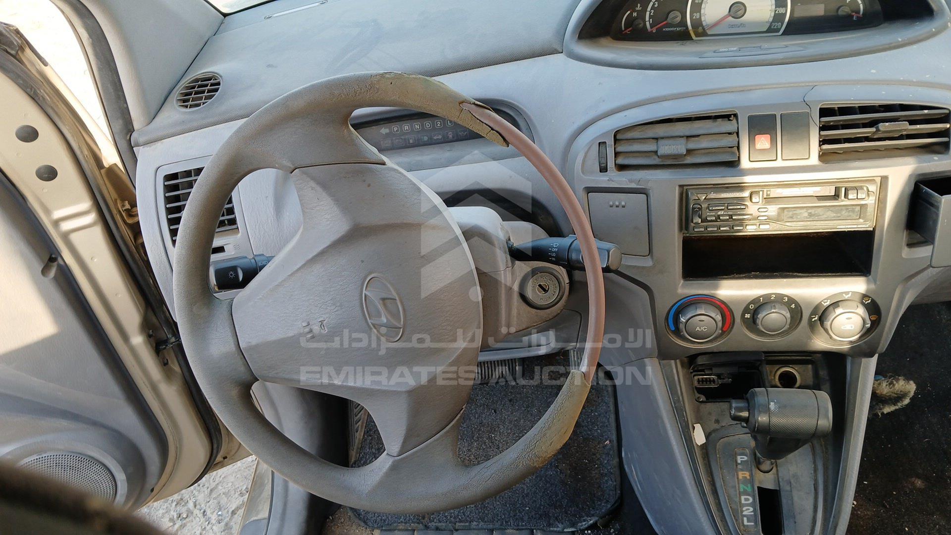 2005 HYUNDAI MATRIX VIN: KMHPM81C55U197382