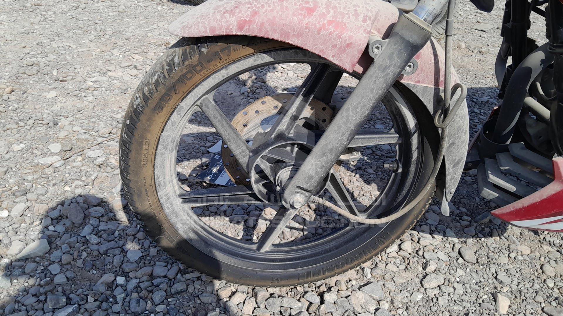 0 BAJAJ PULSAR VIN: MD2A11CX2LCE56629