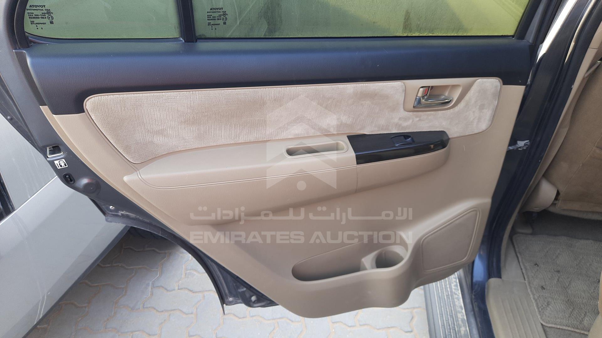 2014 TOYOTA FORTUNER VIN: MHFYU59G3E7036434