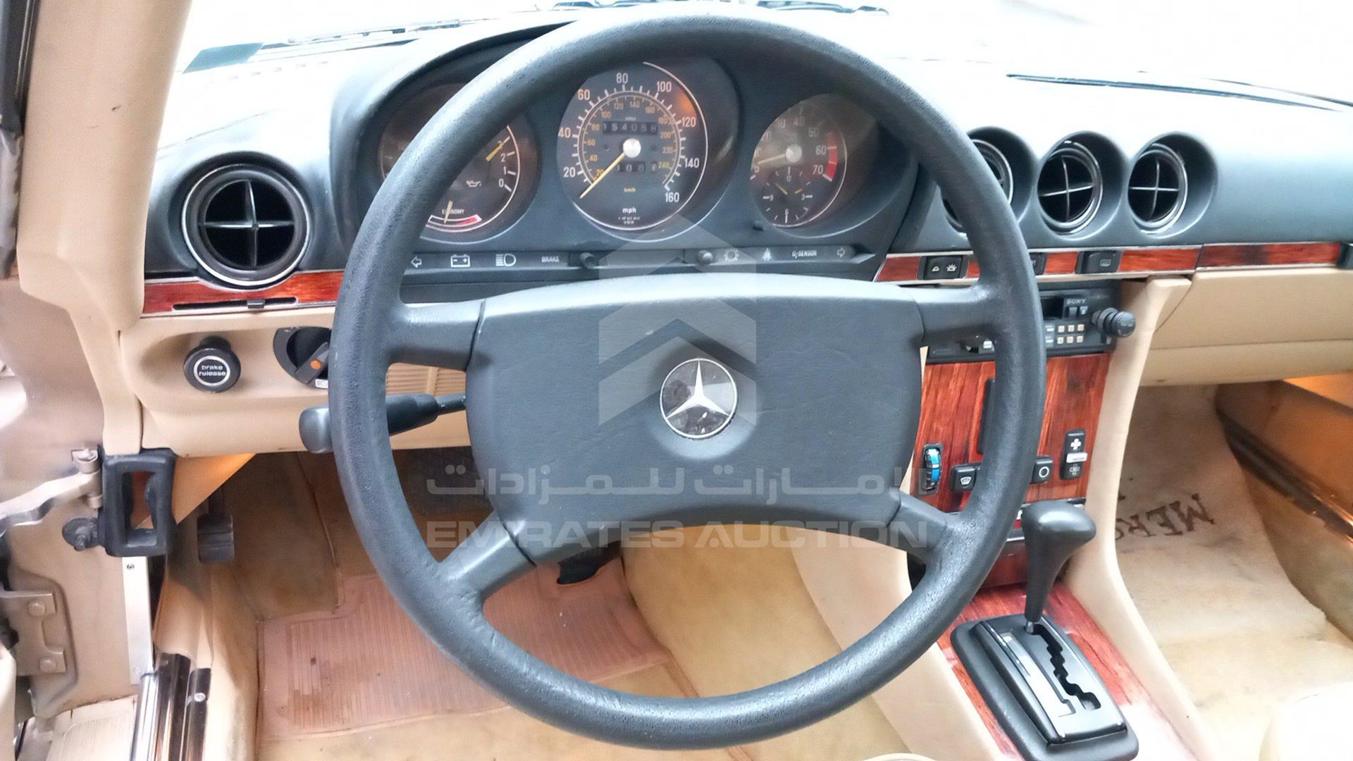 1983 MERCEDES SL 380 VIN: WDBBA45A2DB024288