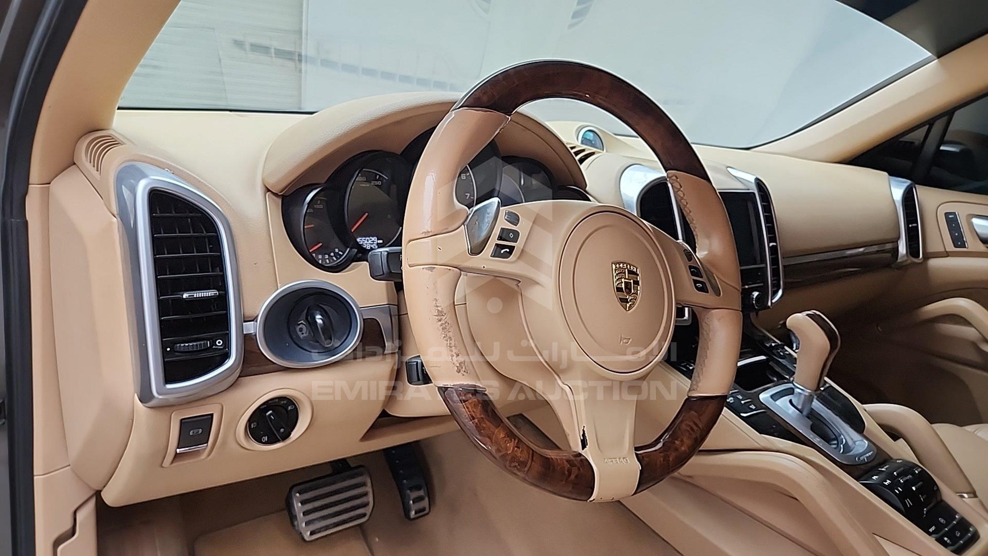 2013 PORSCHE CAYENNE VIN: WP1ZZZ92ZDLA83541