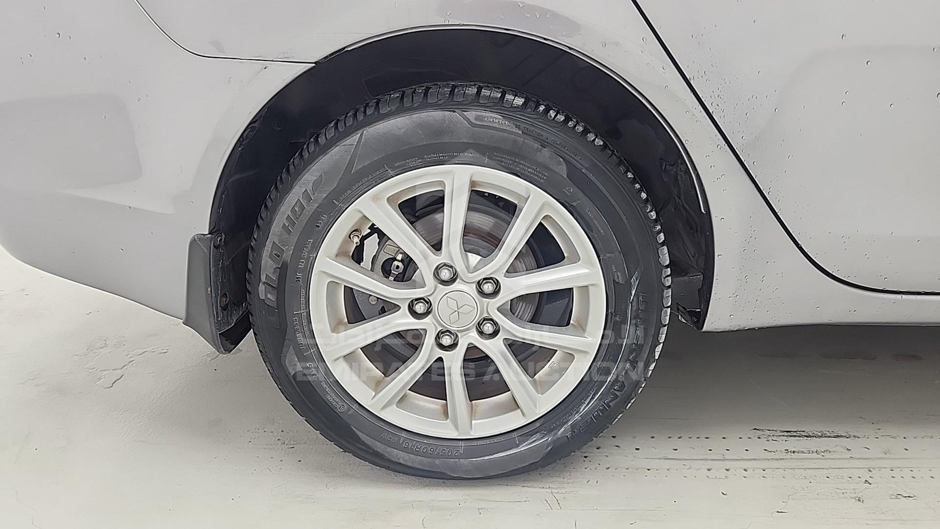 2017 MITSUBISHI LANCER VIN: JE3AB36A2HU715733