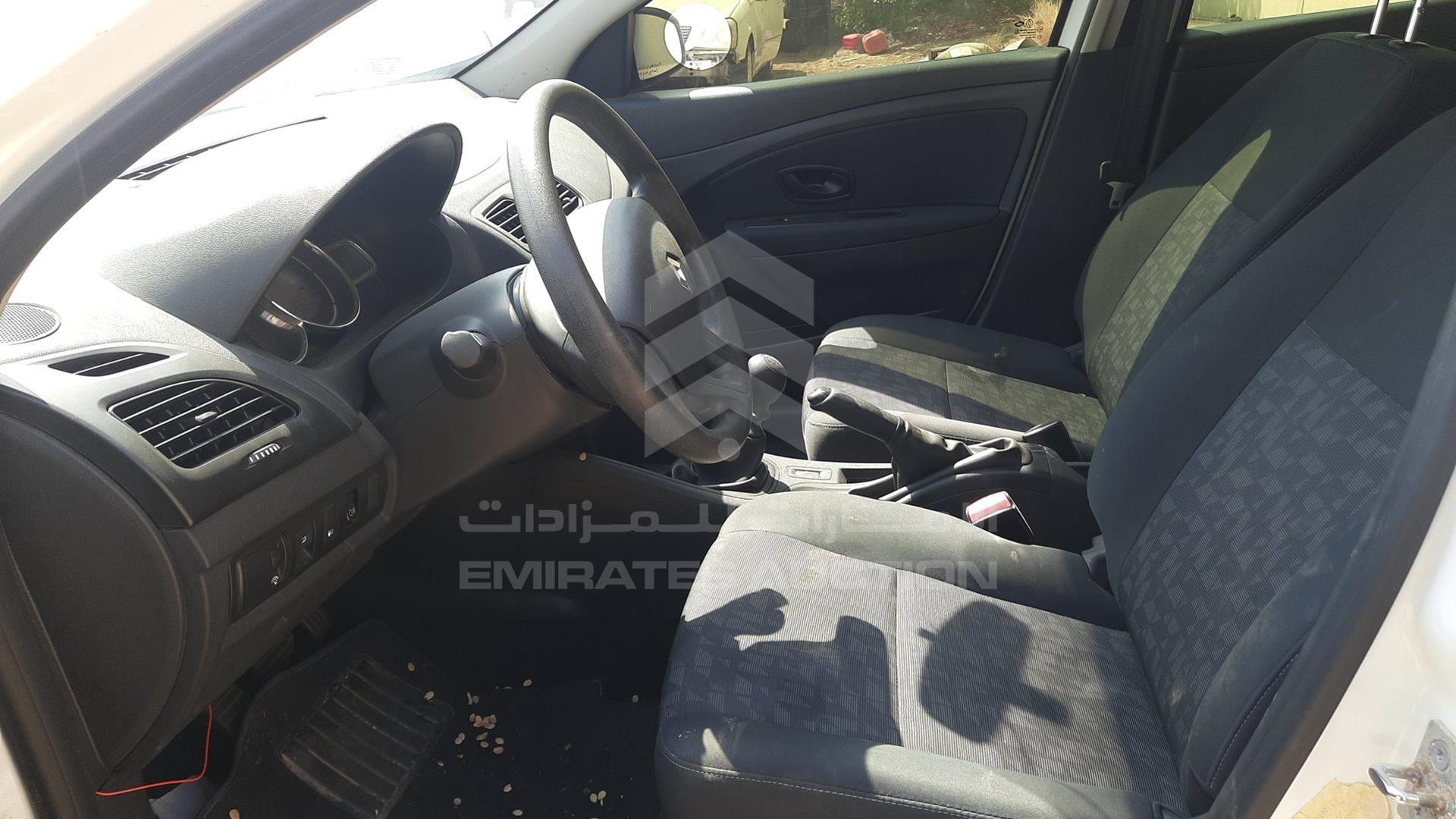 2015 RENAULT FLUENCE VIN: VF1LZL260FC288467