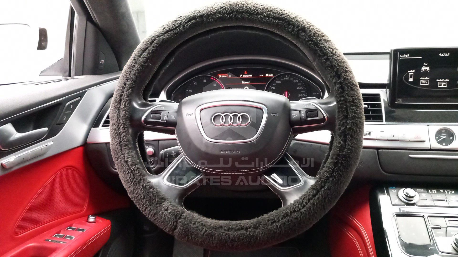 2016 AUDI A8 VIN: WAUY2BFD0GN000917