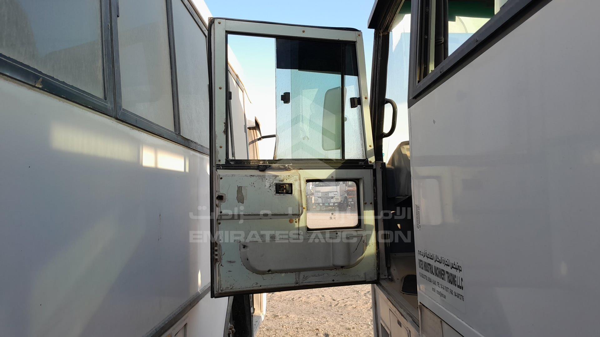 2014 TATA LPO1618 VIN: MAT449253E0L00526