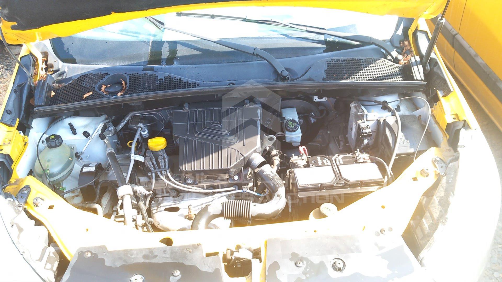 2020 RENAULT DOKKER VIN: VF18SRB4XLG554562