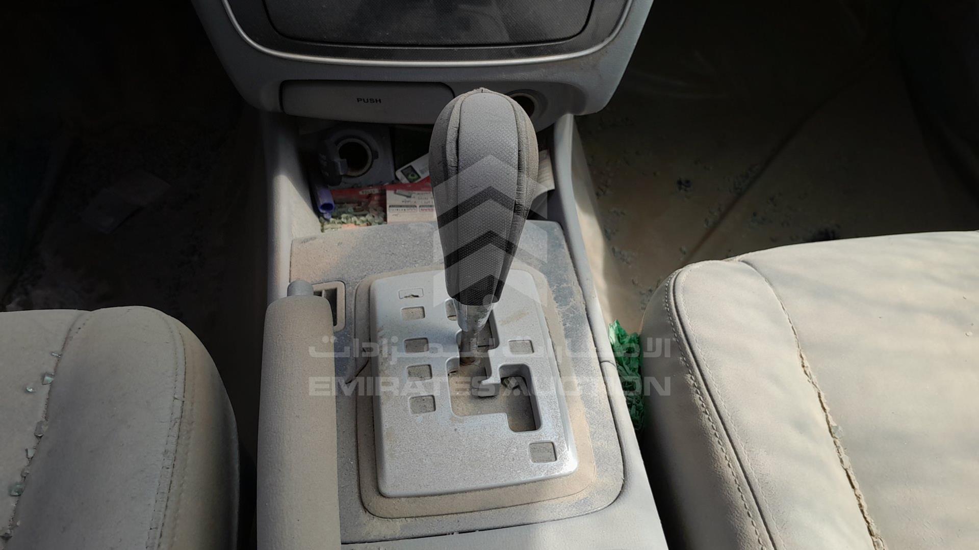 2007 HYUNDAI SONATA VIN: KMHEU41F87A327623