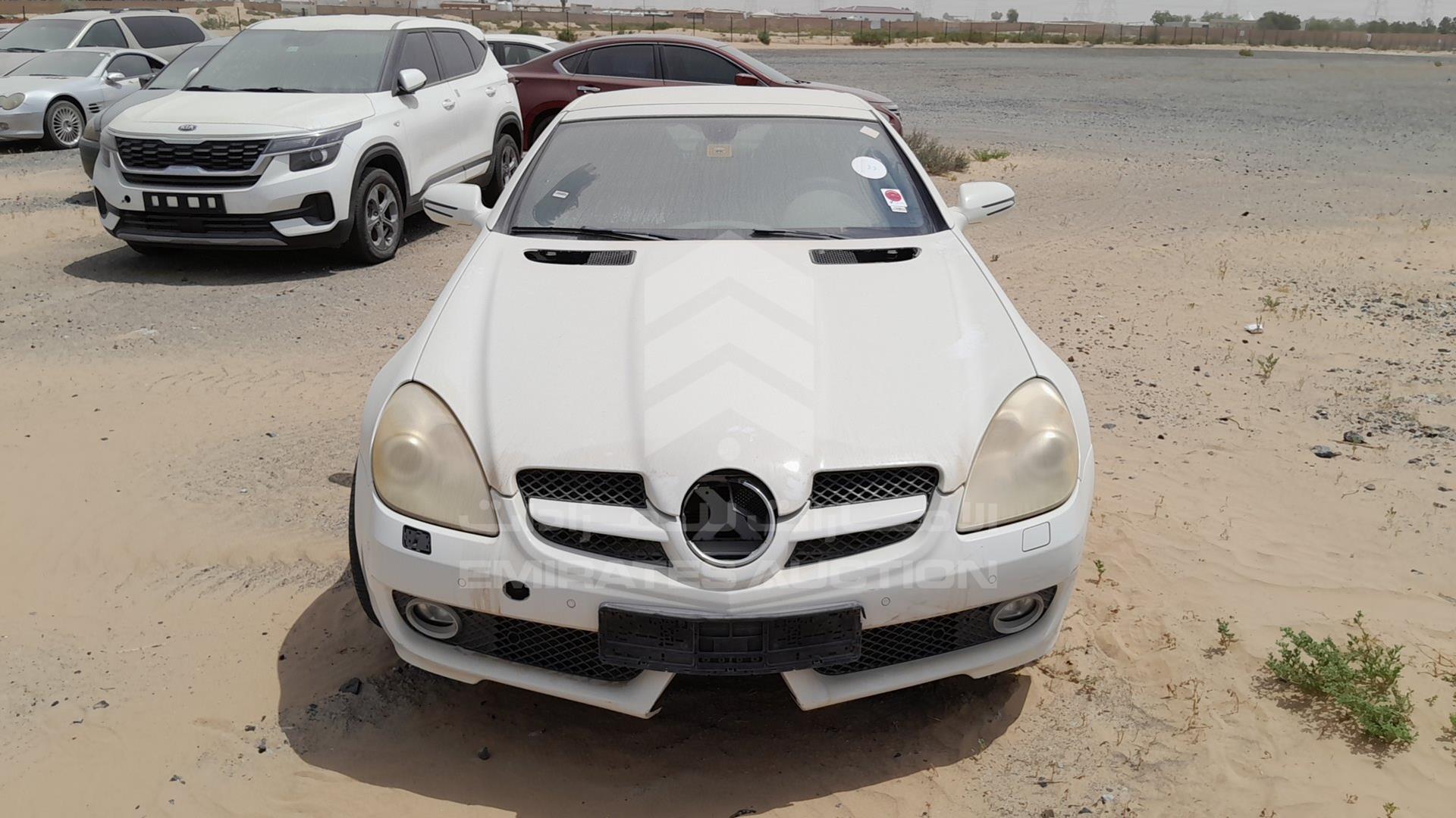 2009 MERCEDES SLK 200 VIN: WDBWK45F09F215167